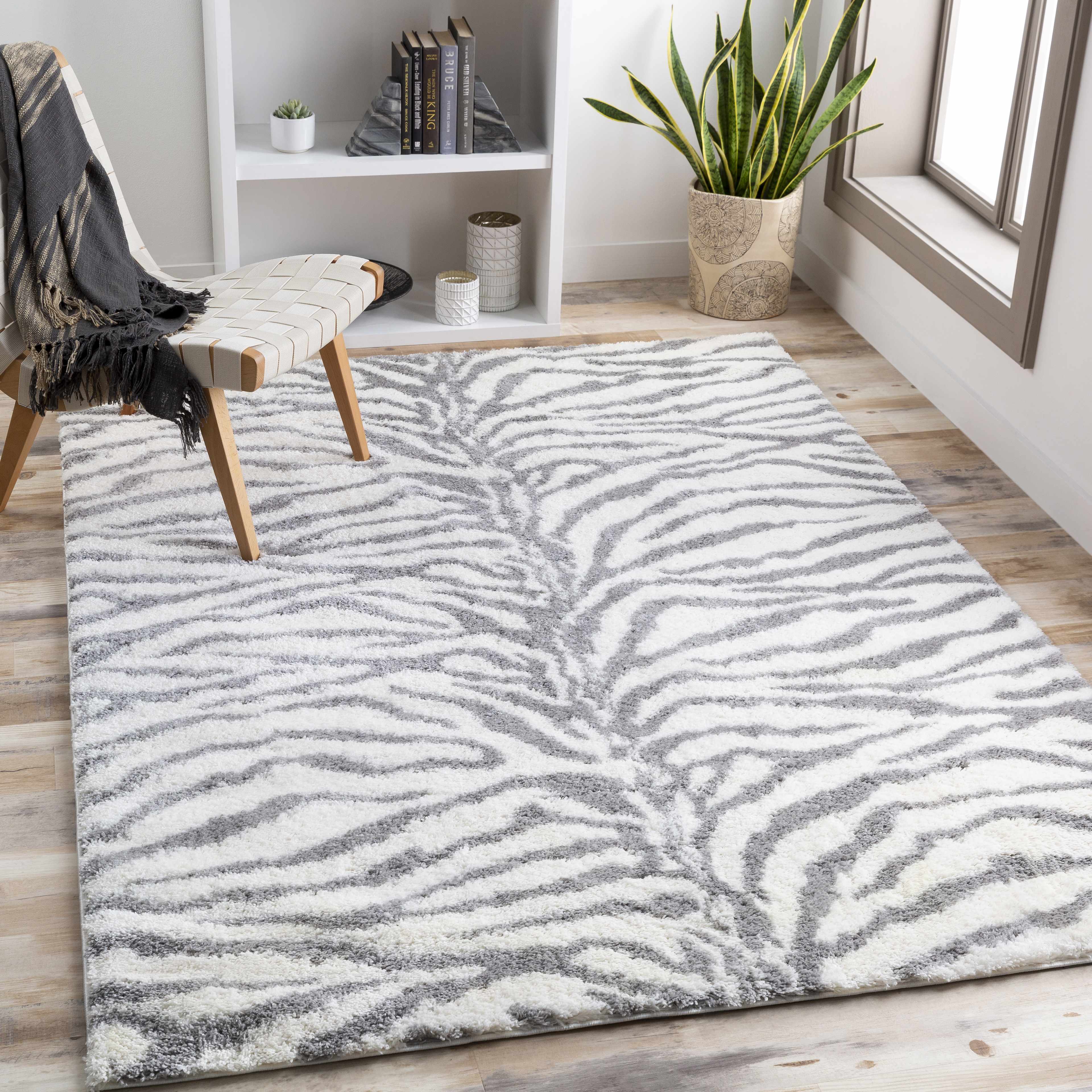 Wollstonecraft 5'3in x 7'3in Modern Area Rug - Hauteloom