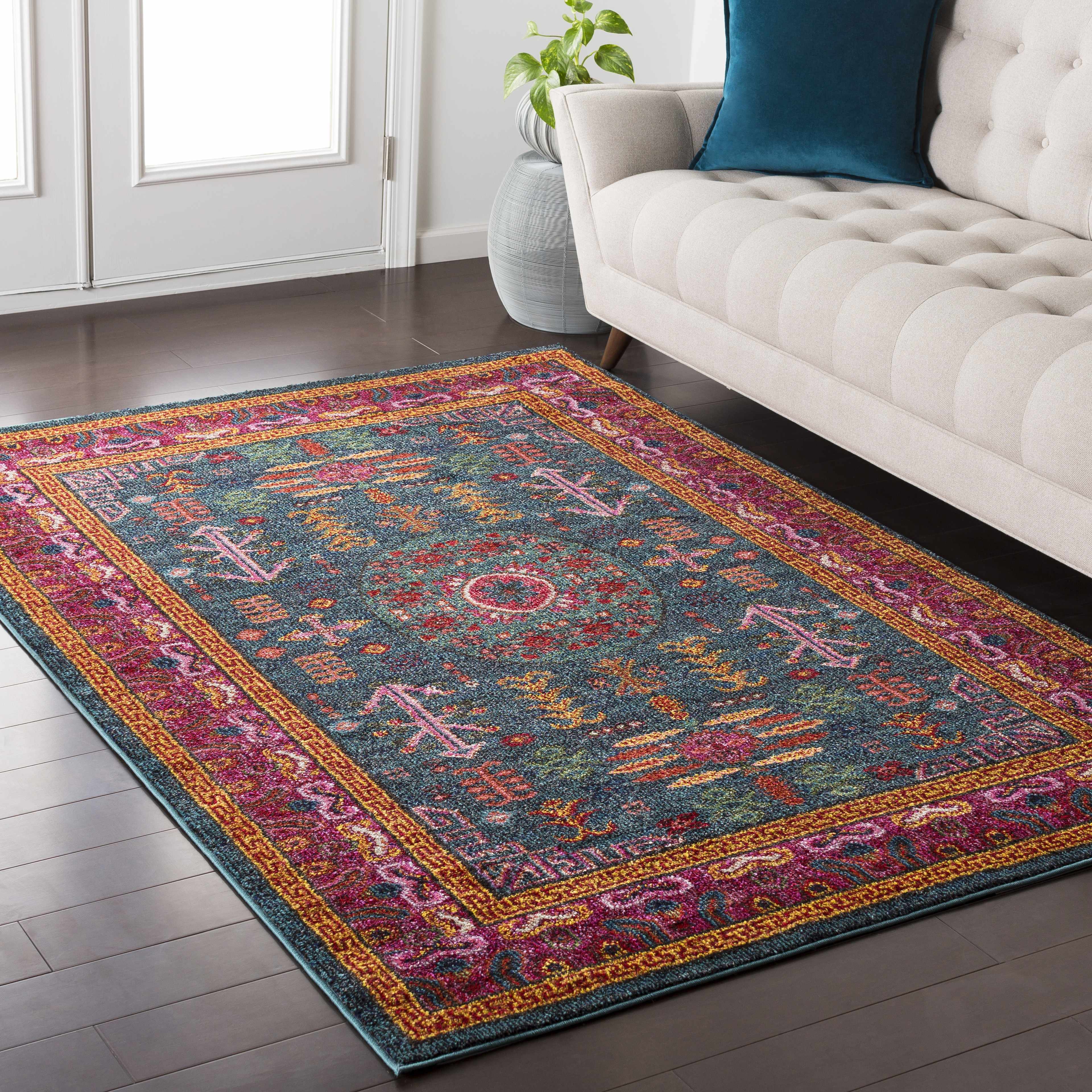 Cleveland 2' x 2'11in Updated Traditional Area Rug - Hauteloom