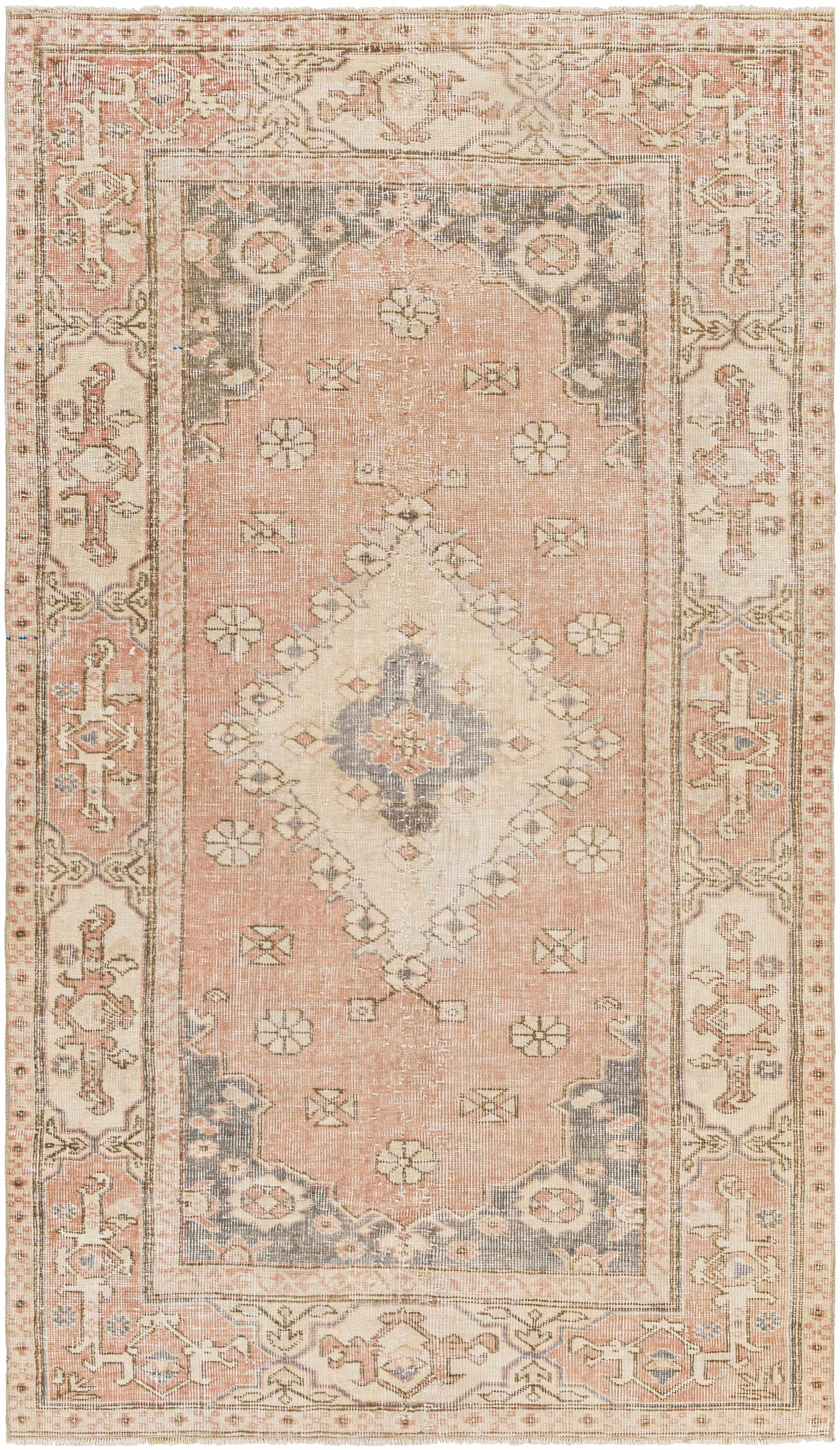 Nanda 4' x 6'7in Traditional Wool Area Rug - Hauteloom