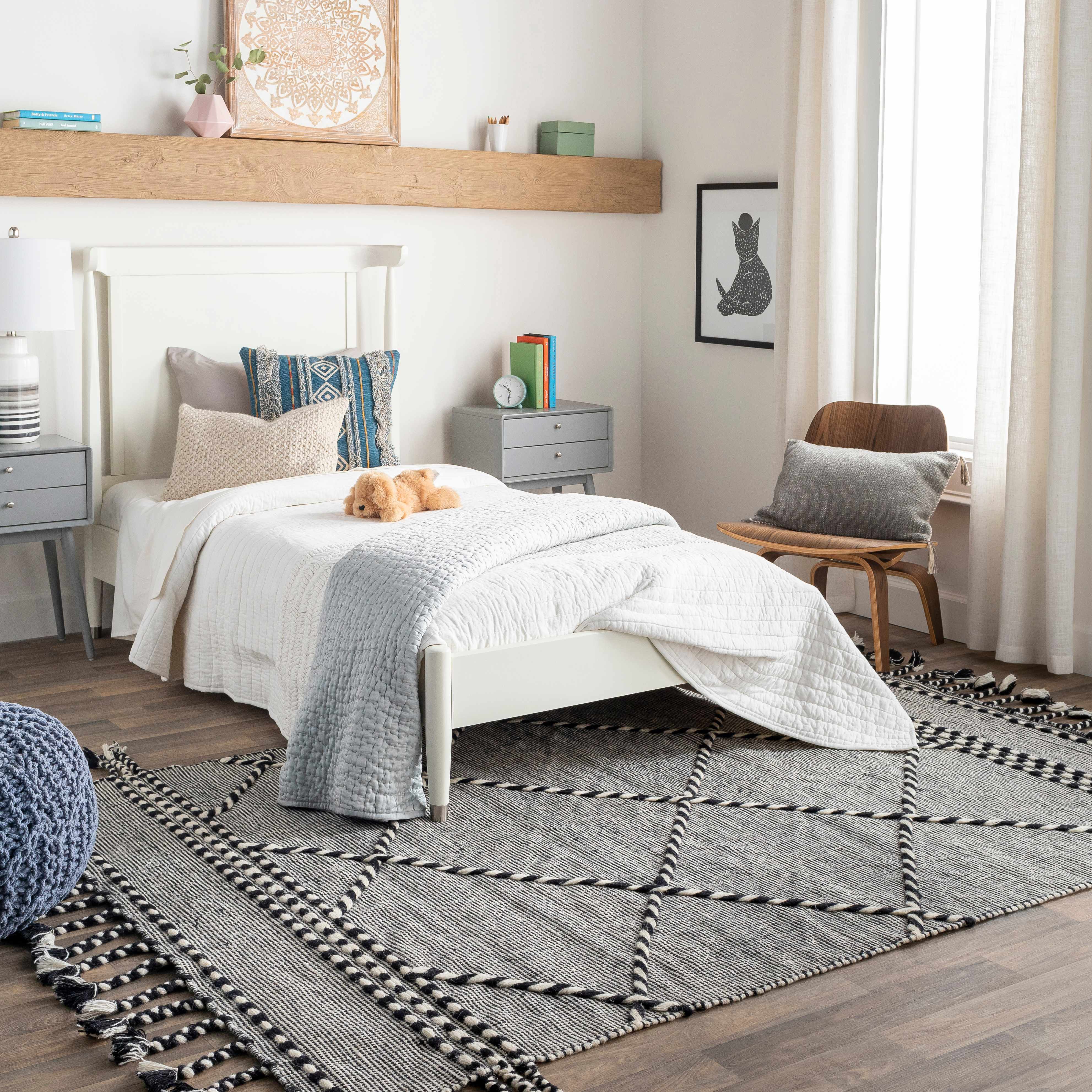 Ninderry 8'10in x 12' Wool Area Rug - Hauteloom