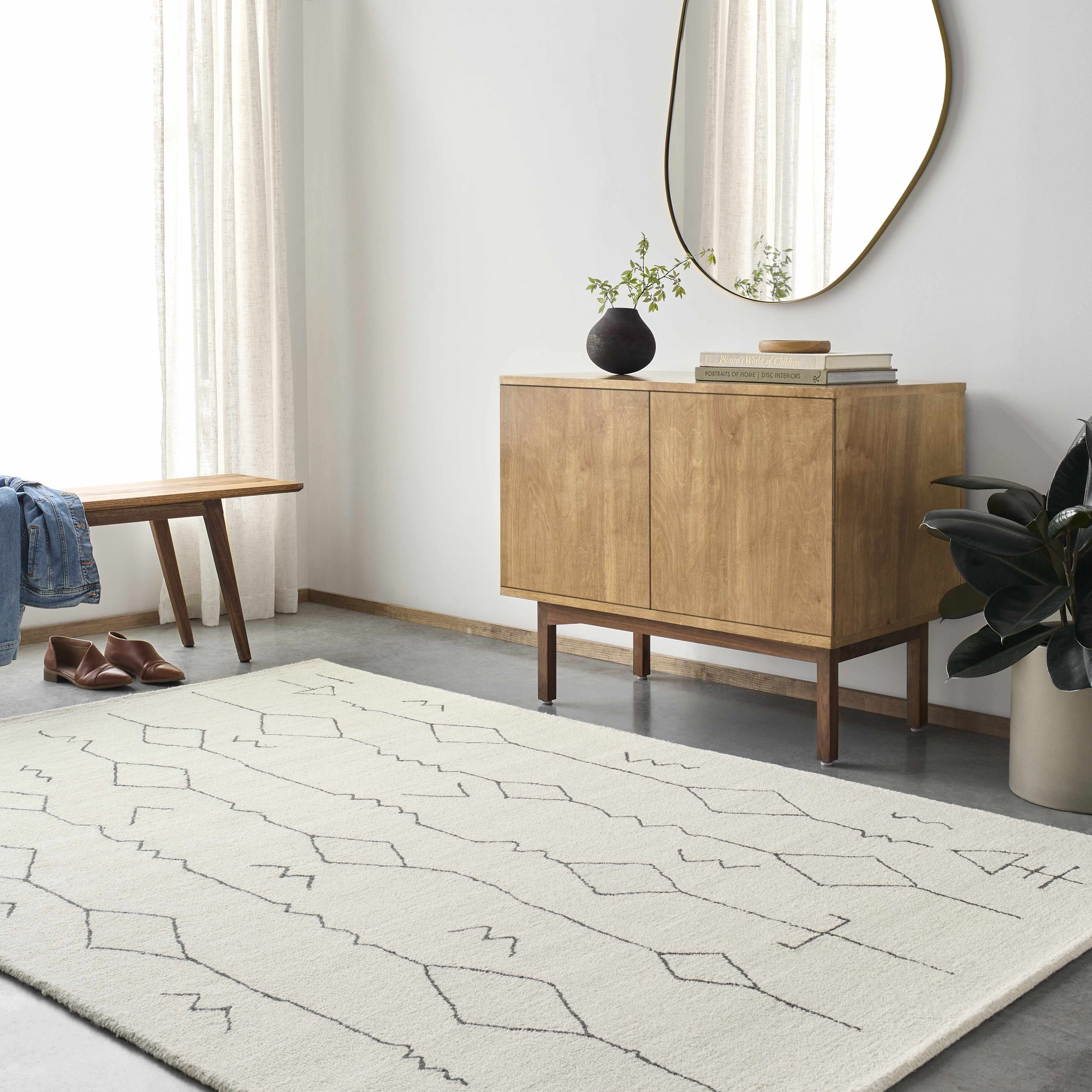 Hanny 6' x 9' Wool Area Rug - Hauteloom