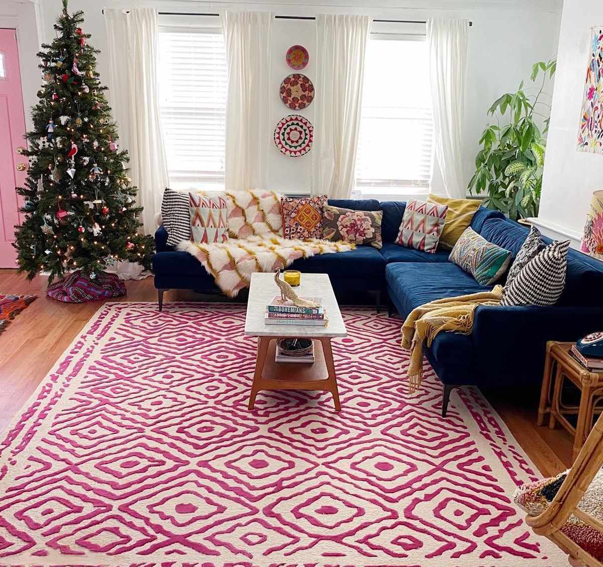 Westhill 2' x 3' Modern Contemporary Abstract Bohemian Wool Area Rug - Hauteloom