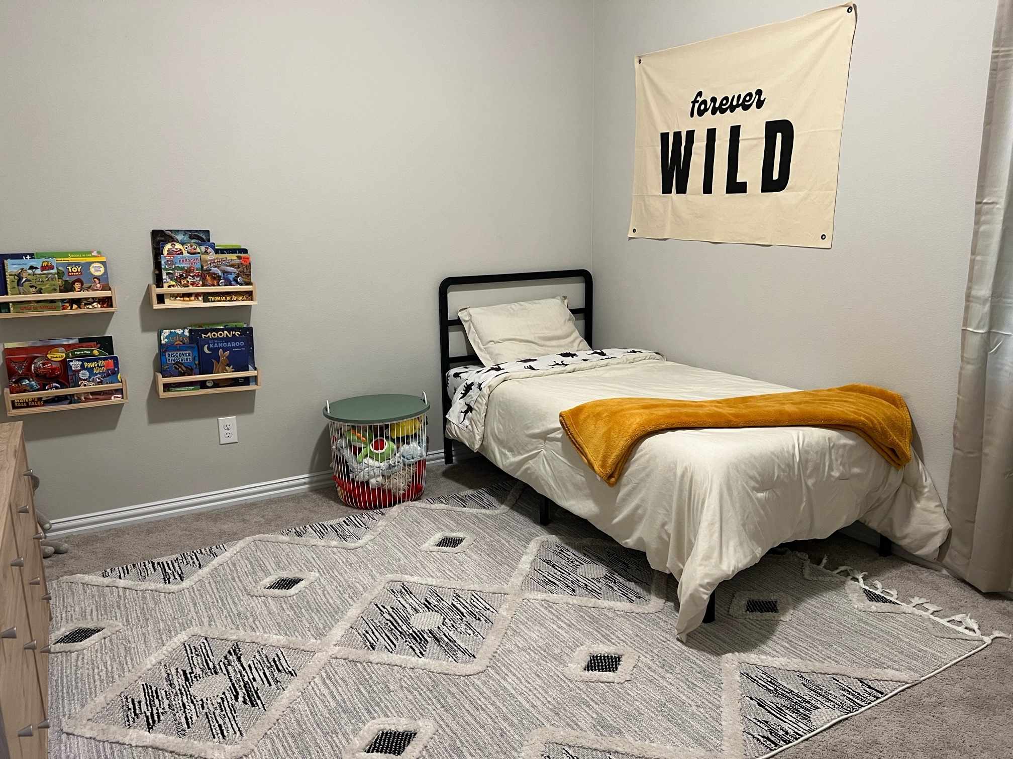 Belance 5'3in x 7' Updated Traditional Farmhouse Area Rug - Hauteloom