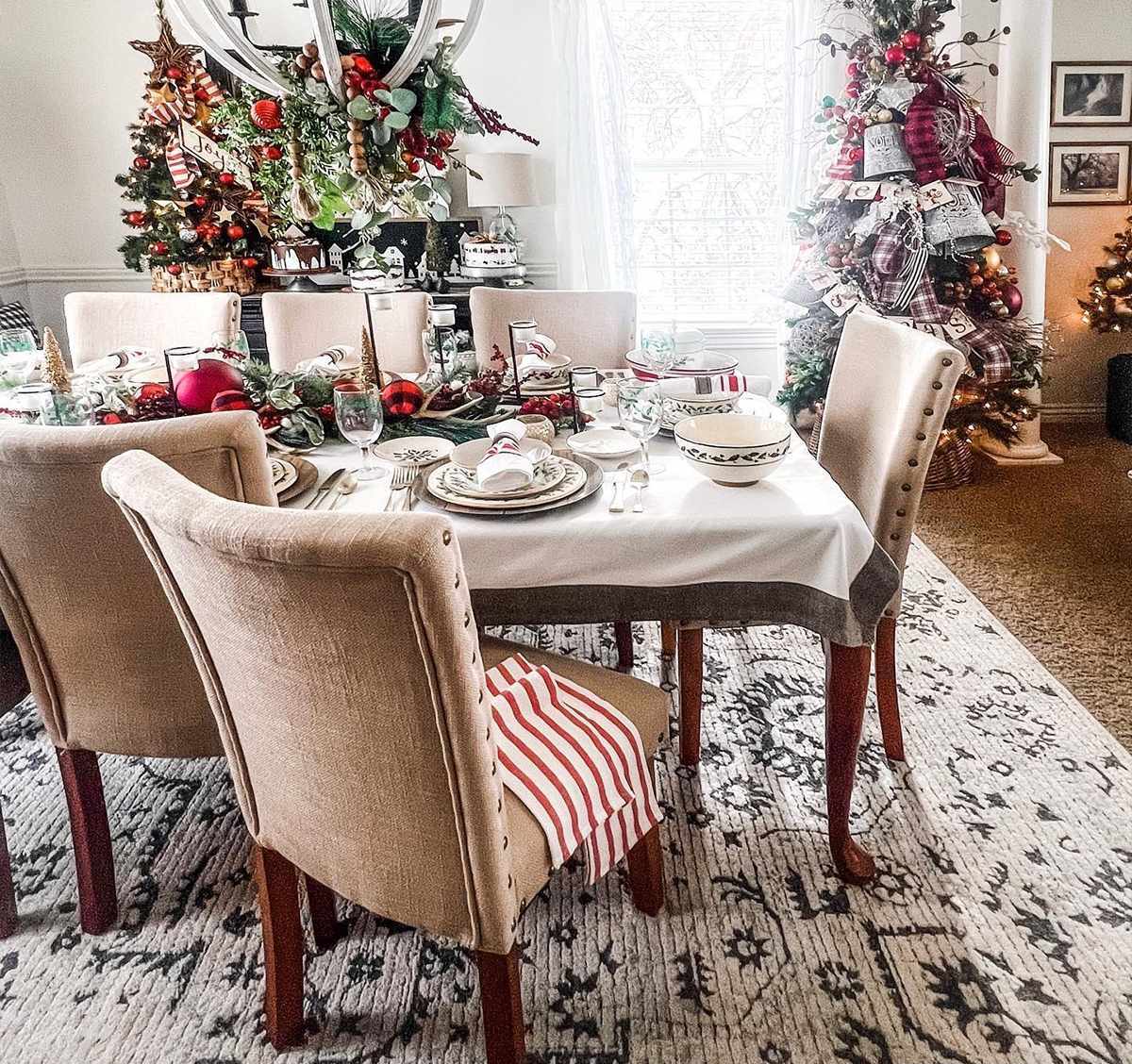 Willowbrook 5'3in x 7'3in Updated Traditional Area Rug - Hauteloom