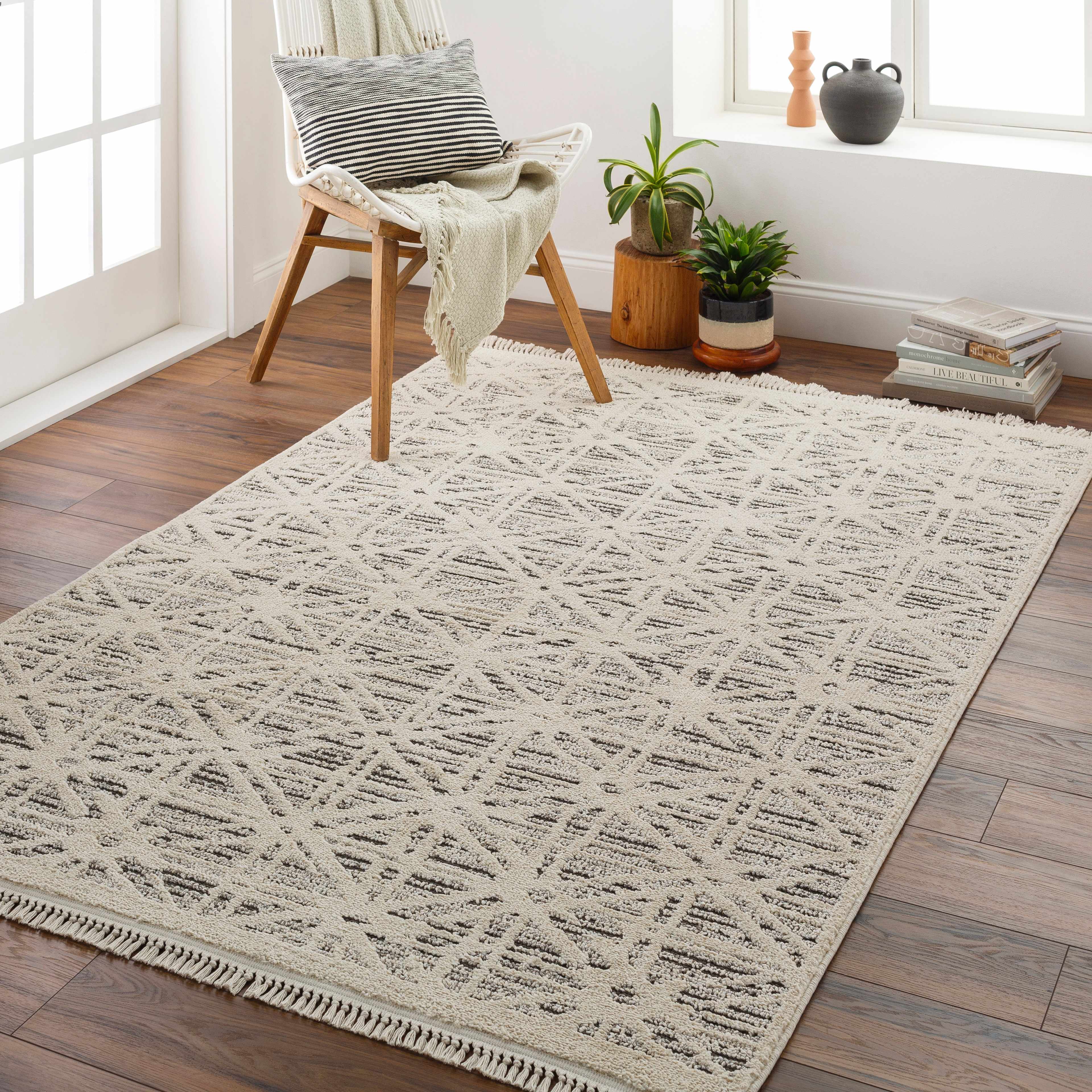 Rosh 5'3in x 7' Area Rug - Hauteloom