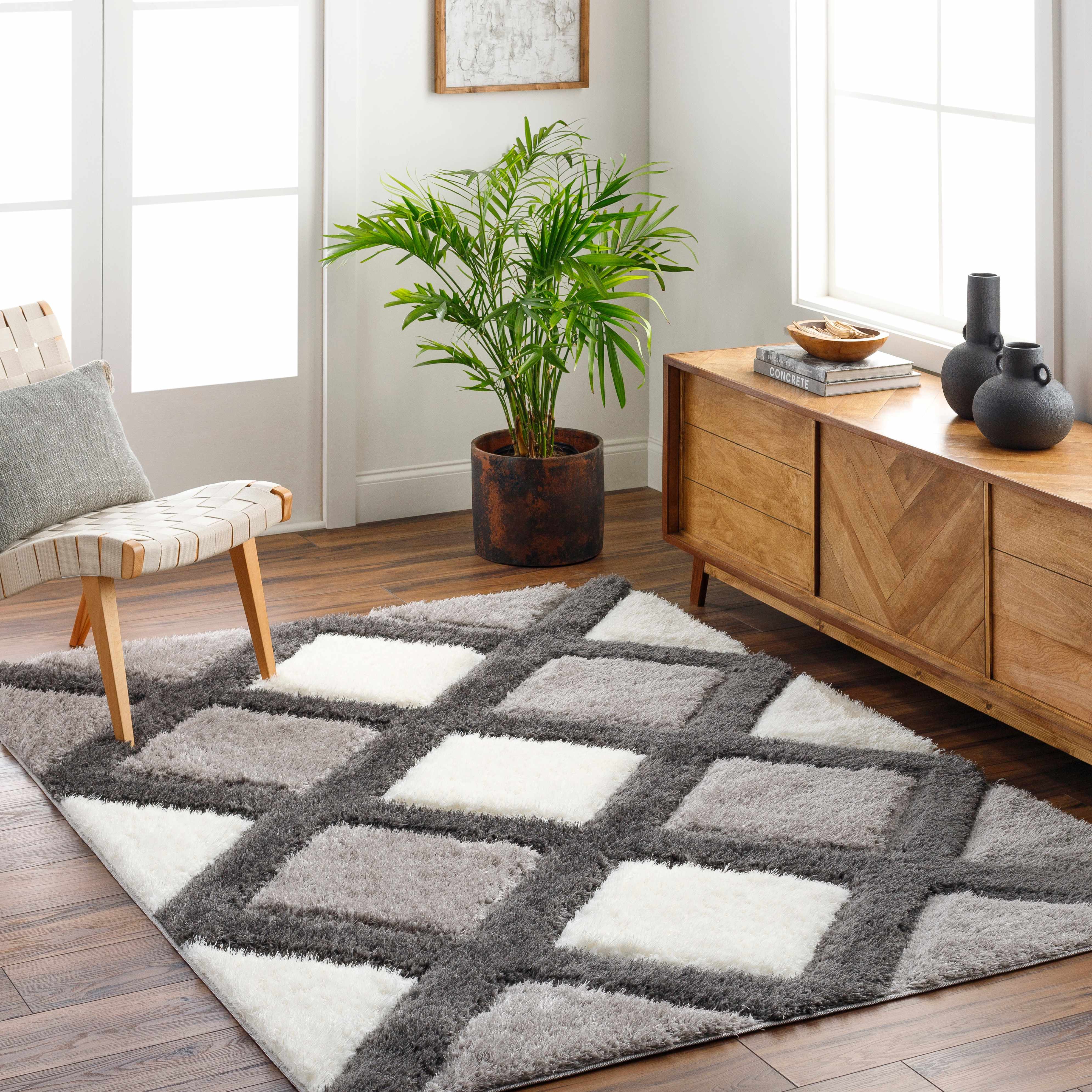 Amias 5'3in x 7' Area Rug - Hauteloom