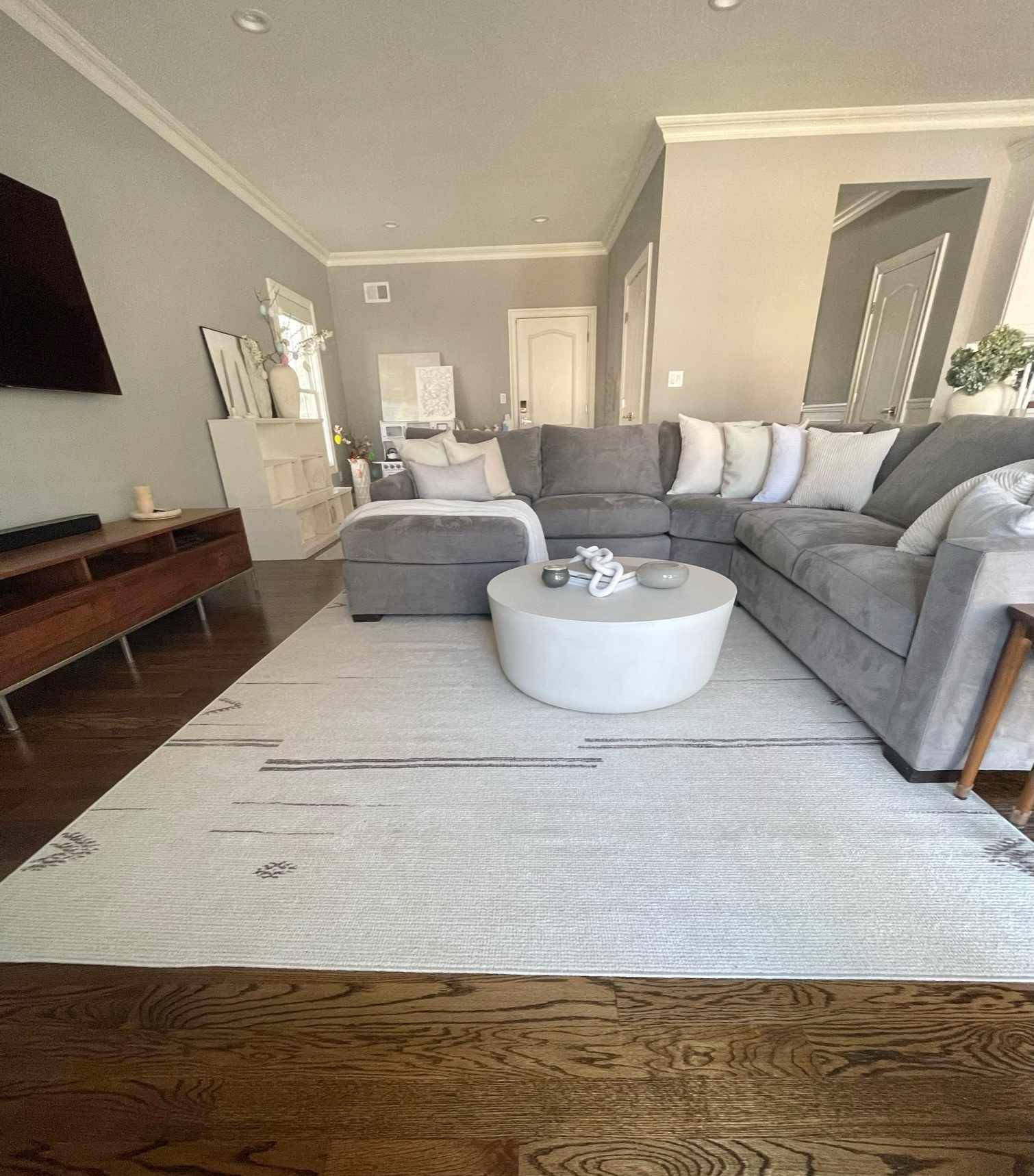 Akito 9'2in x 12' Area Rug - Hauteloom