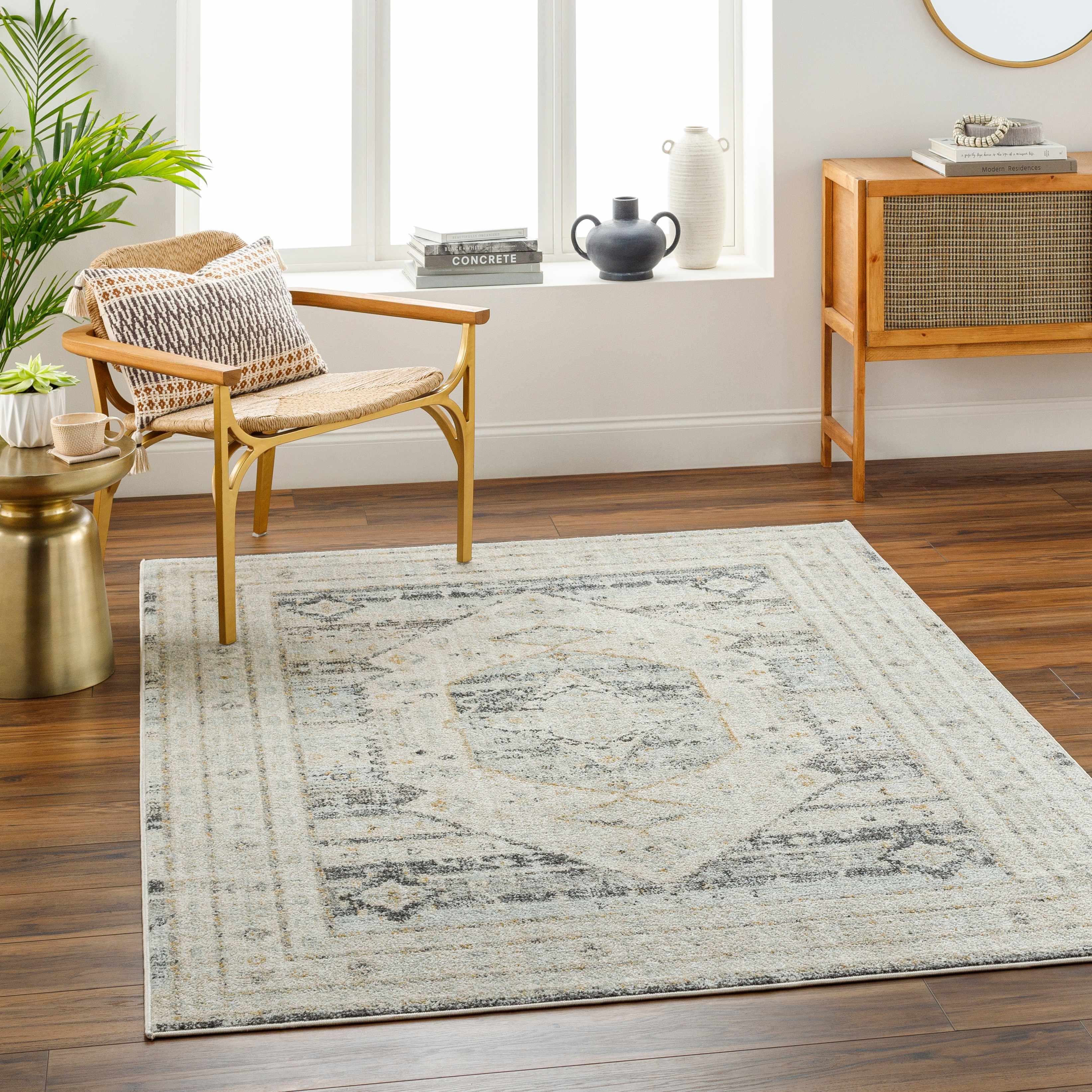 Idwal 5'3in x 7' Area Rug - Hauteloom