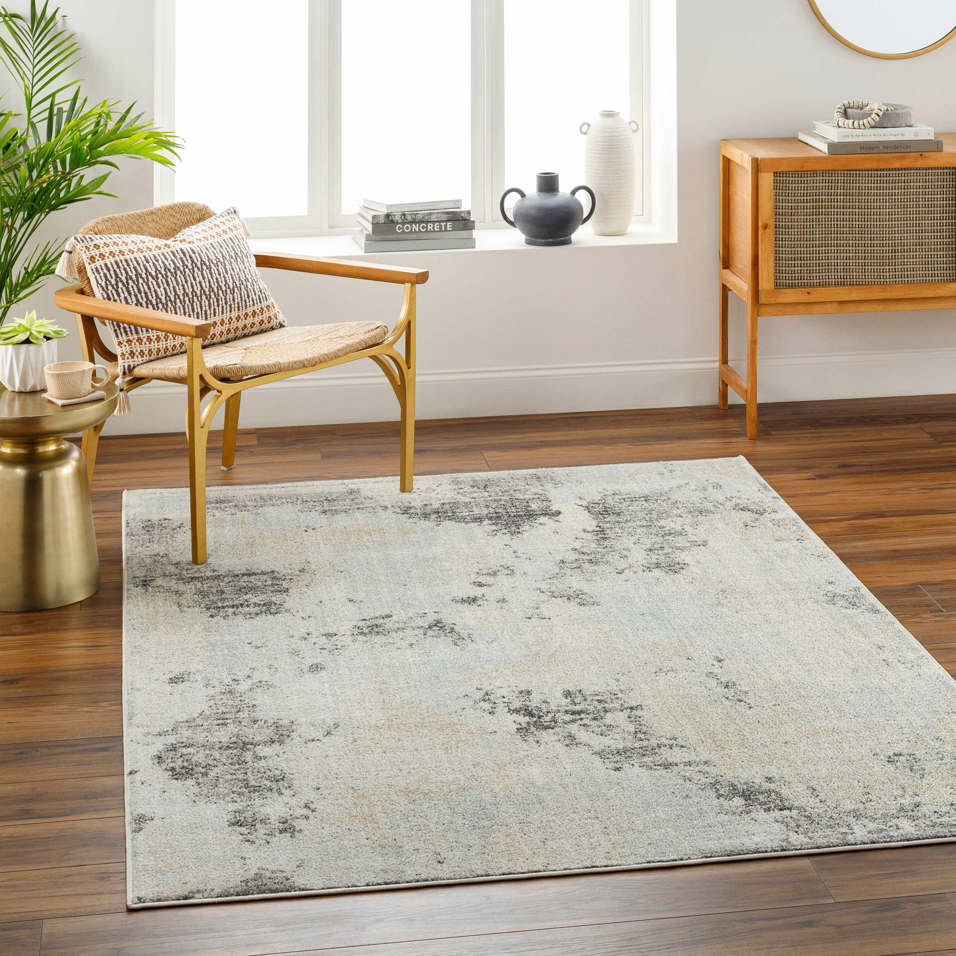 Hinto 5'3in x 7' Area Rug - Hauteloom