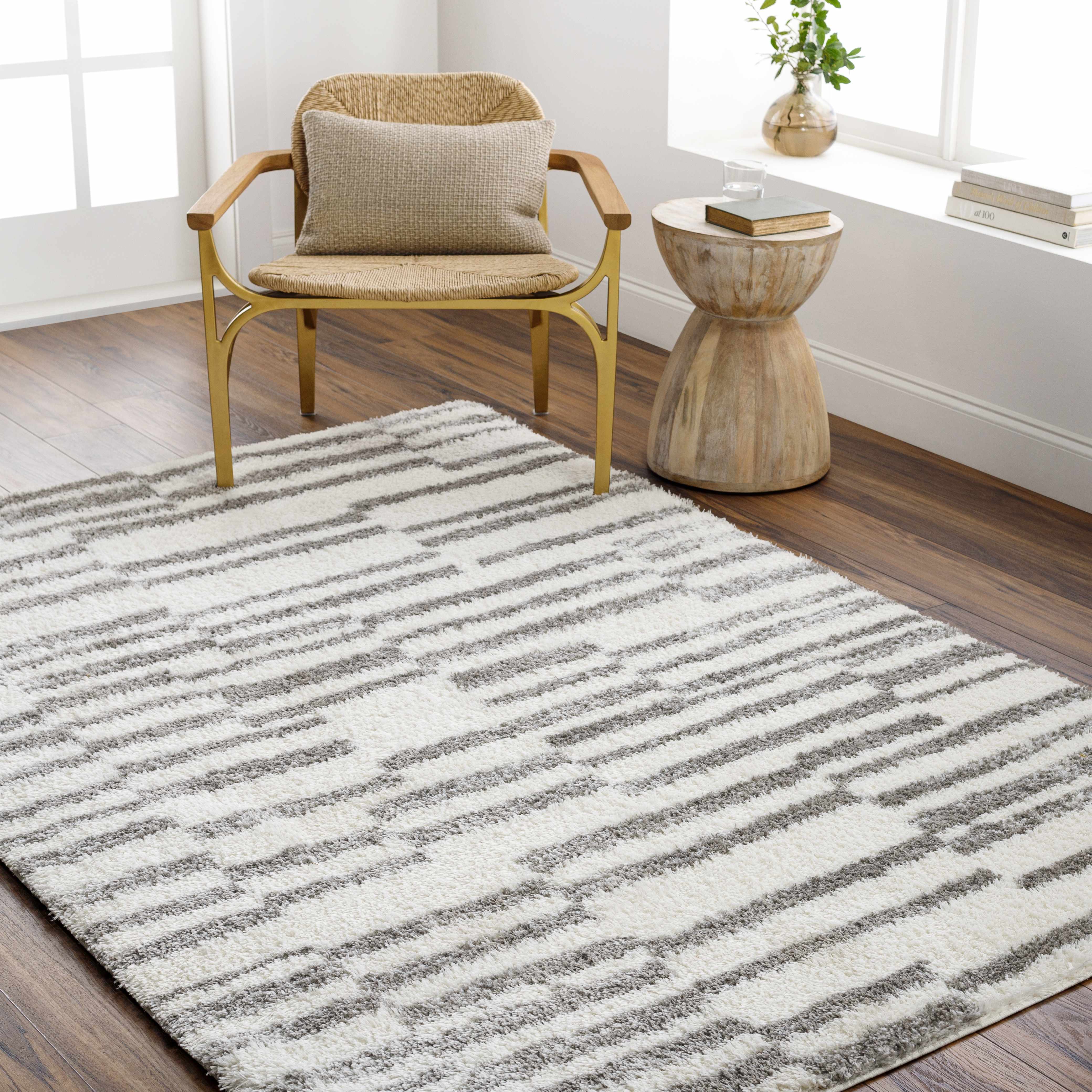 Kuron 6'7in x 9' Area Rug - Hauteloom