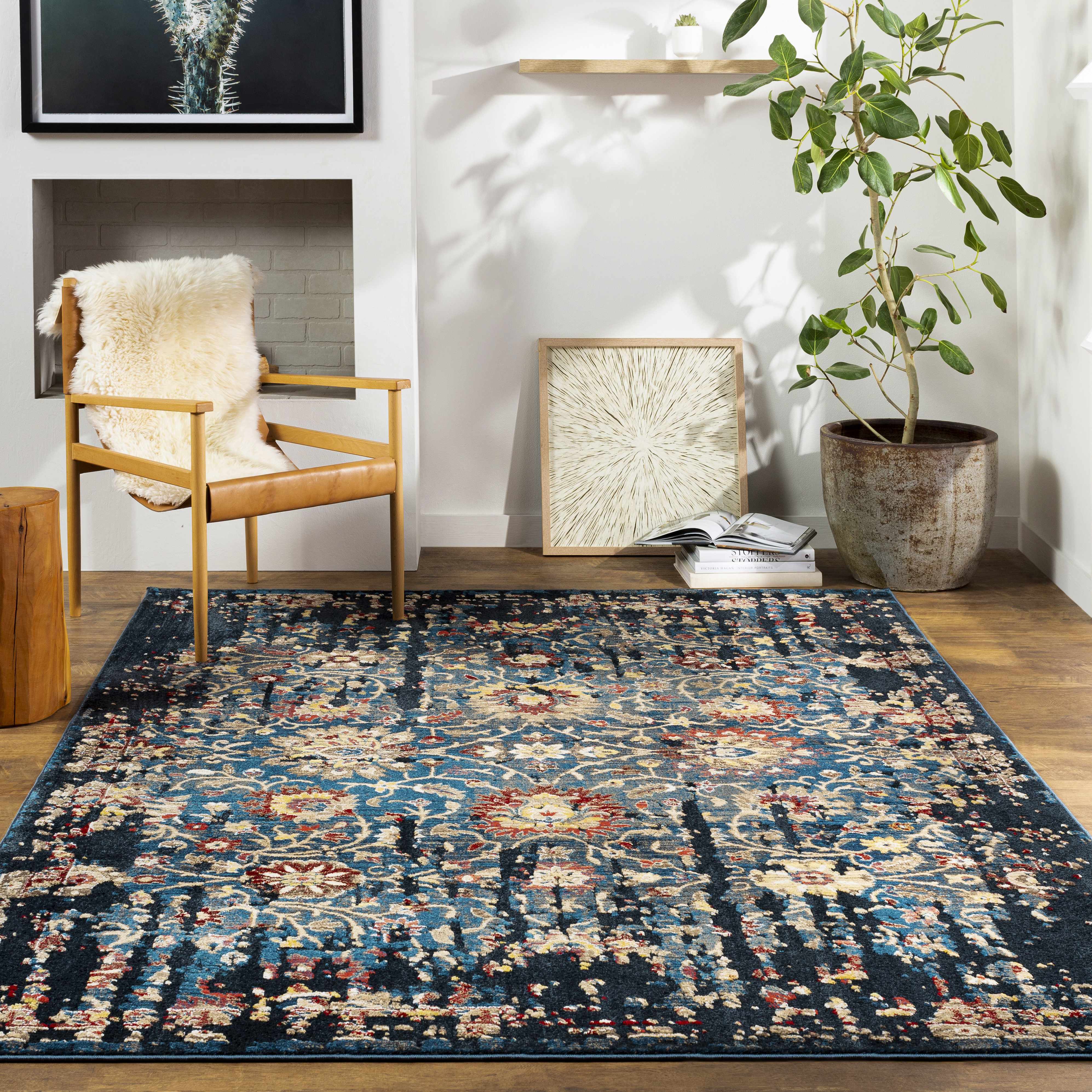 Kingaroy 2' x 2'11in Traditional Area Rug - Hauteloom