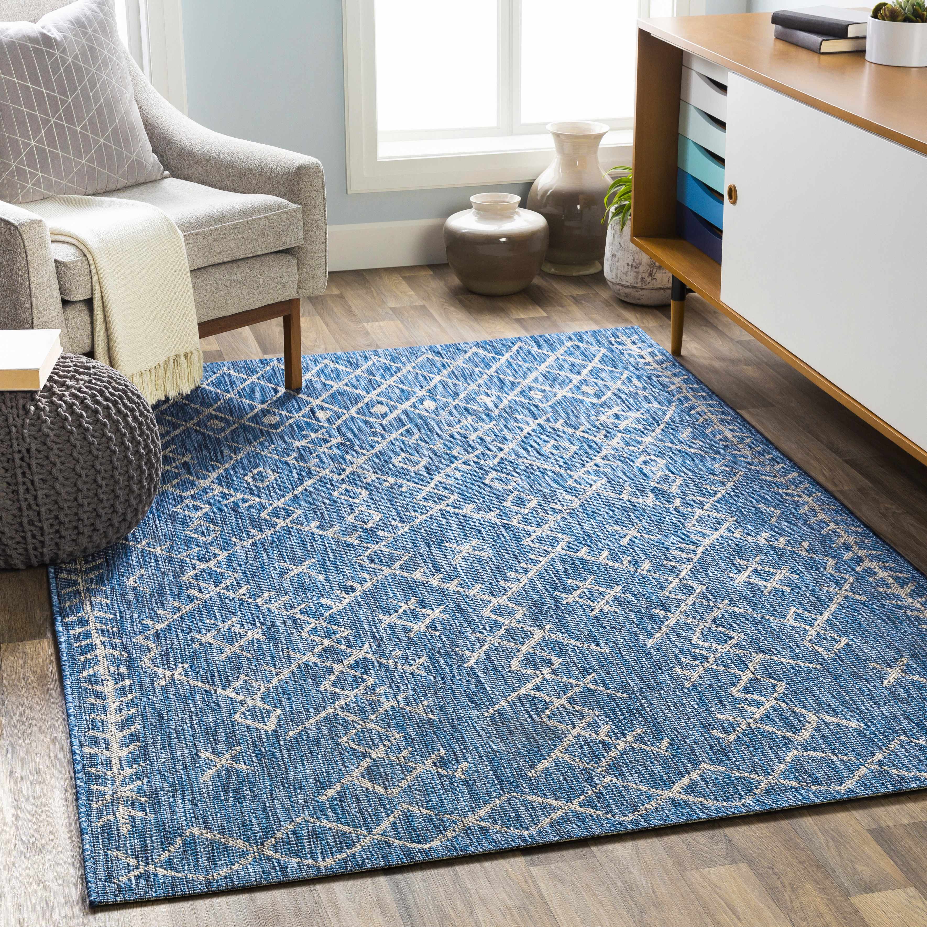 Salyersville 6'7in x 9' Bohemian/ Outdoor Area Rug - Hauteloom
