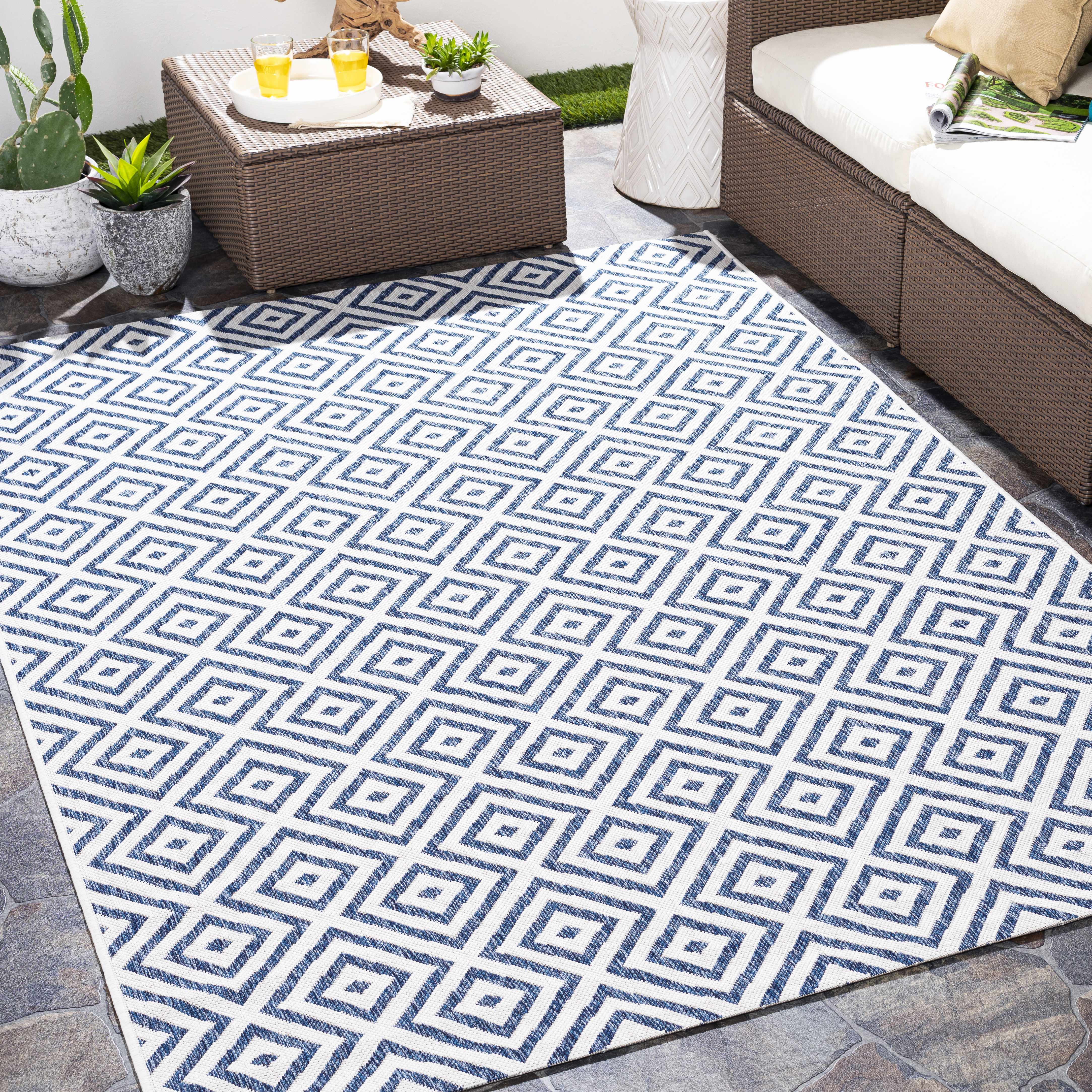 Laurens 2' x 2'11in Outdoor Area Rug - Hauteloom