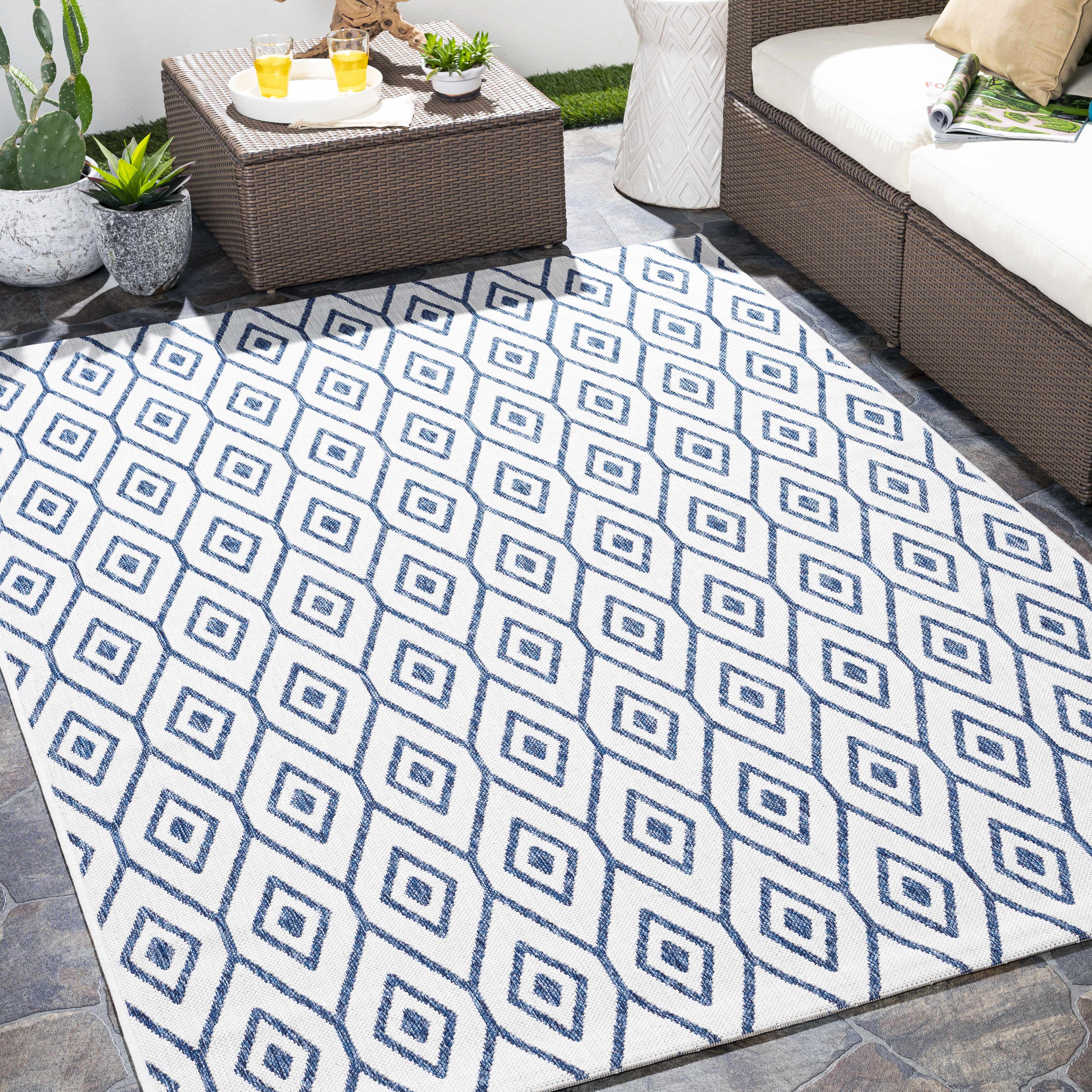 Henty 7'10in x 10'2in Outdoor Area Rug - Hauteloom