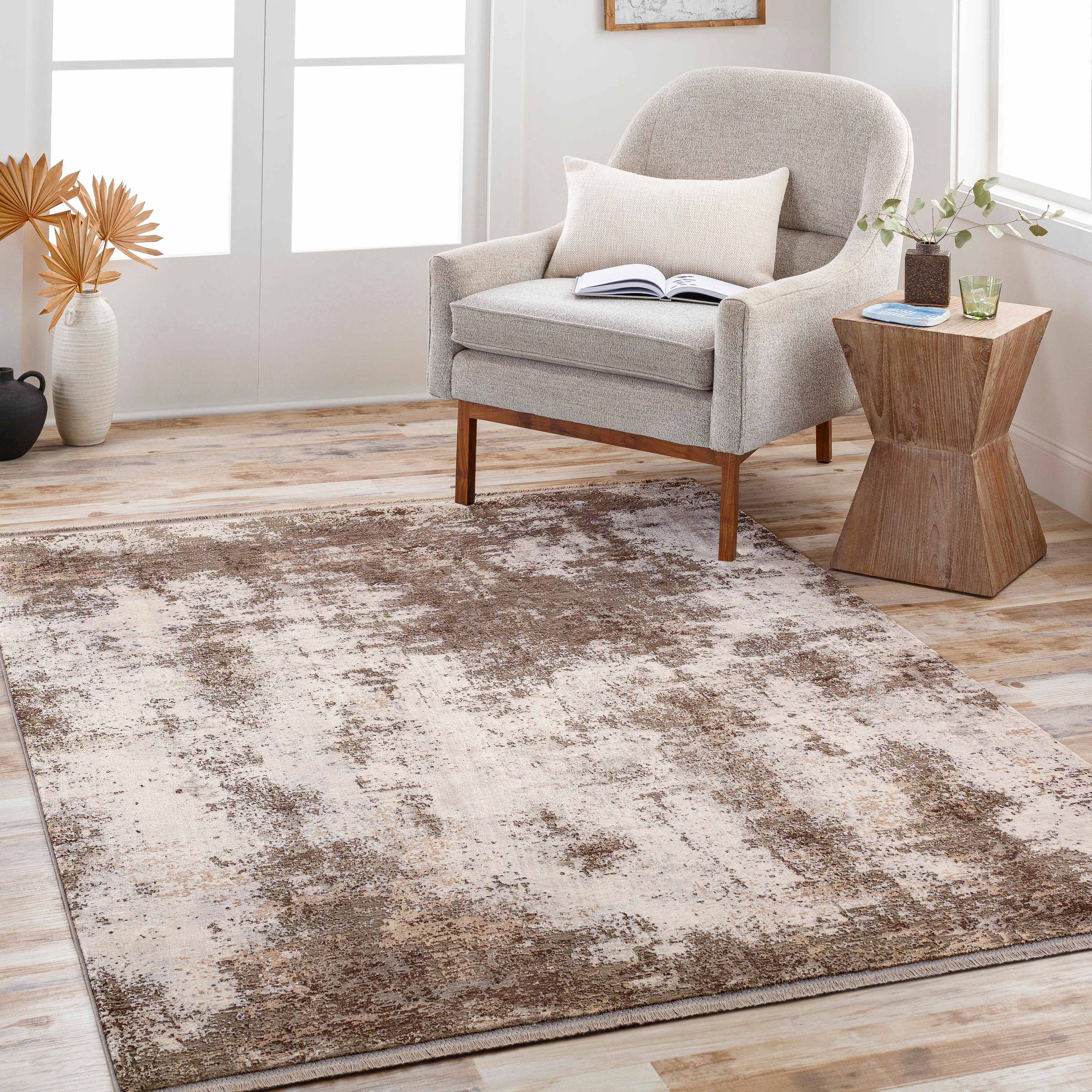 Mahikeng 5'3in x 7'3in Updated Traditional Farmhouse Area Rug - Hauteloom