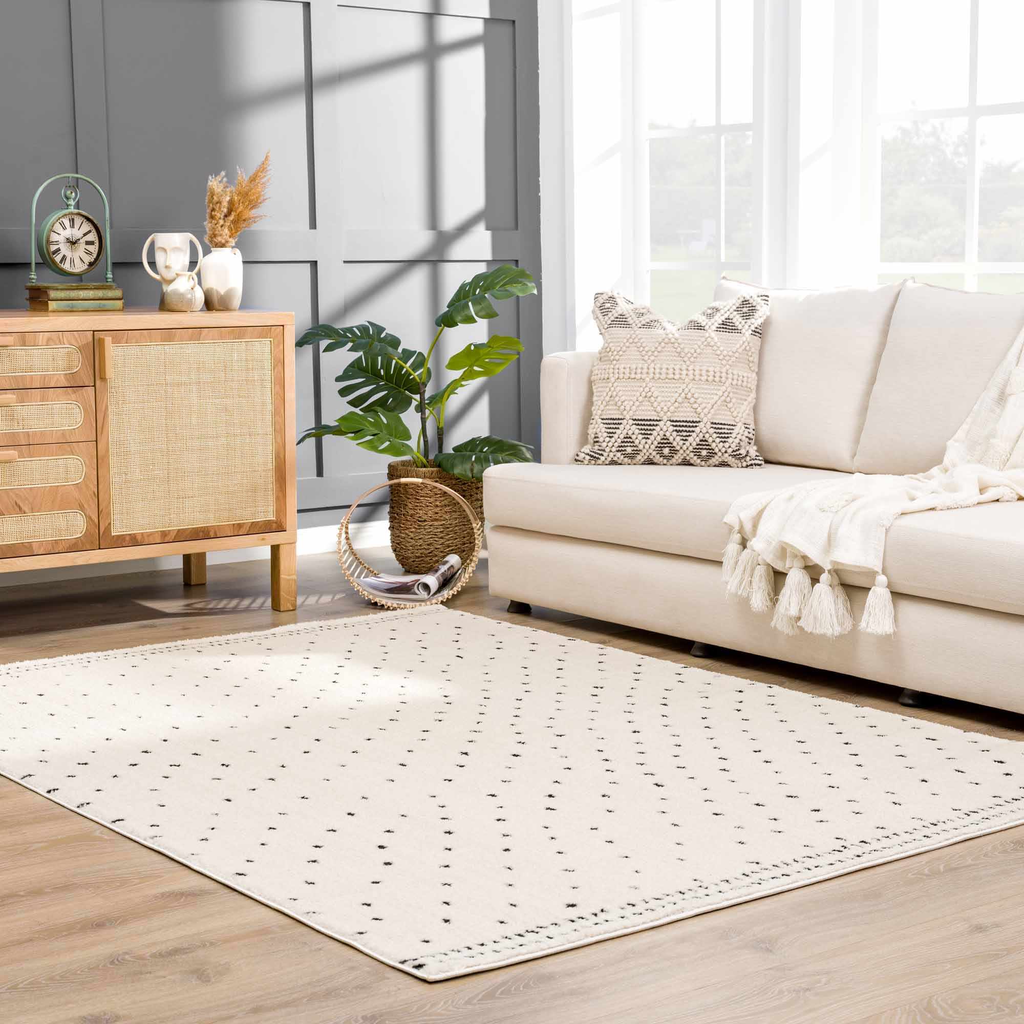 Julie 5'3in x 7' Area Rug - Hauteloom