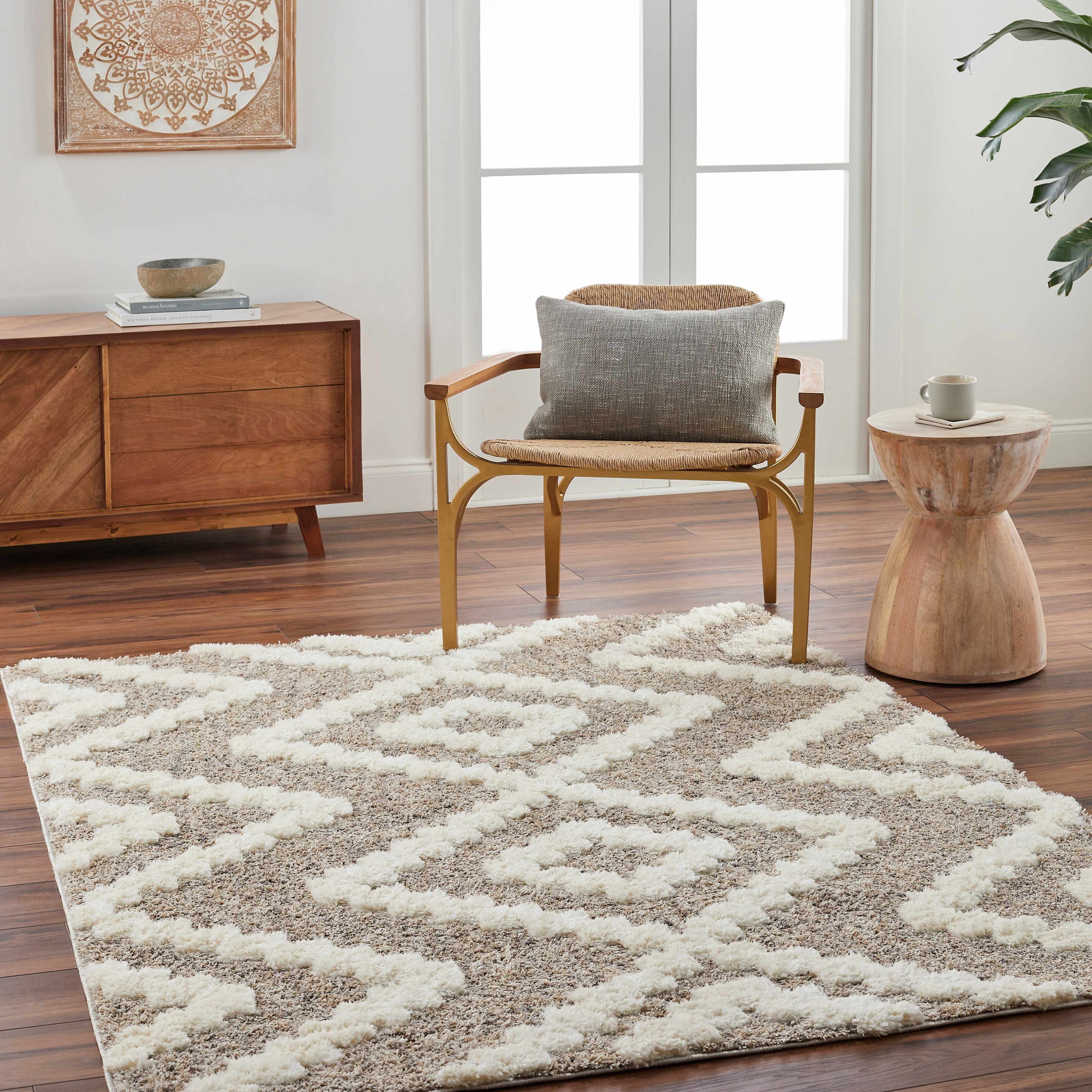 Rian 6'7in x 9' Area Rug - Hauteloom