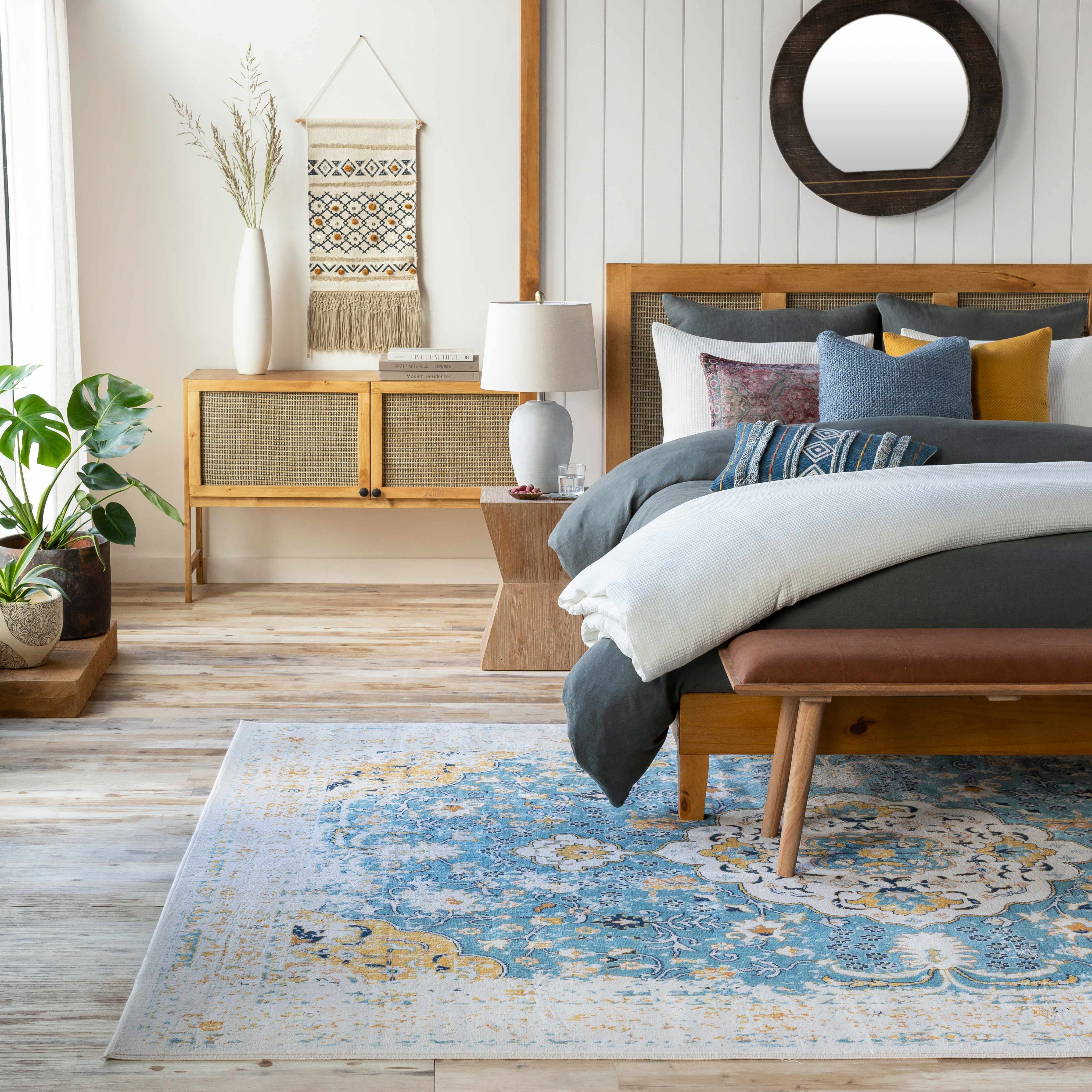 Kununurra 6'7in x 9' Traditional Area Rug - Hauteloom