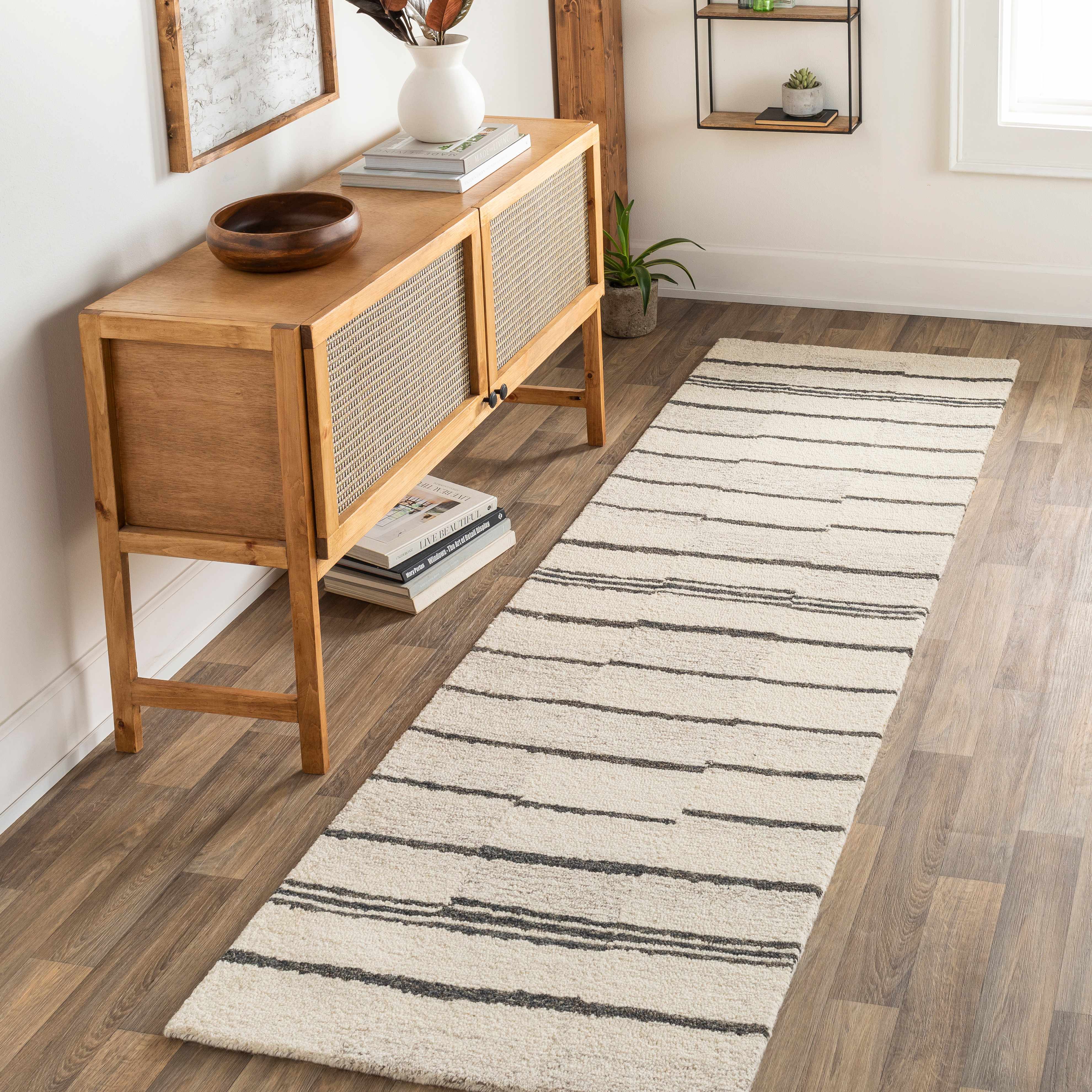 Moorebank 6' Round Modern Wool Area Rug - Hauteloom