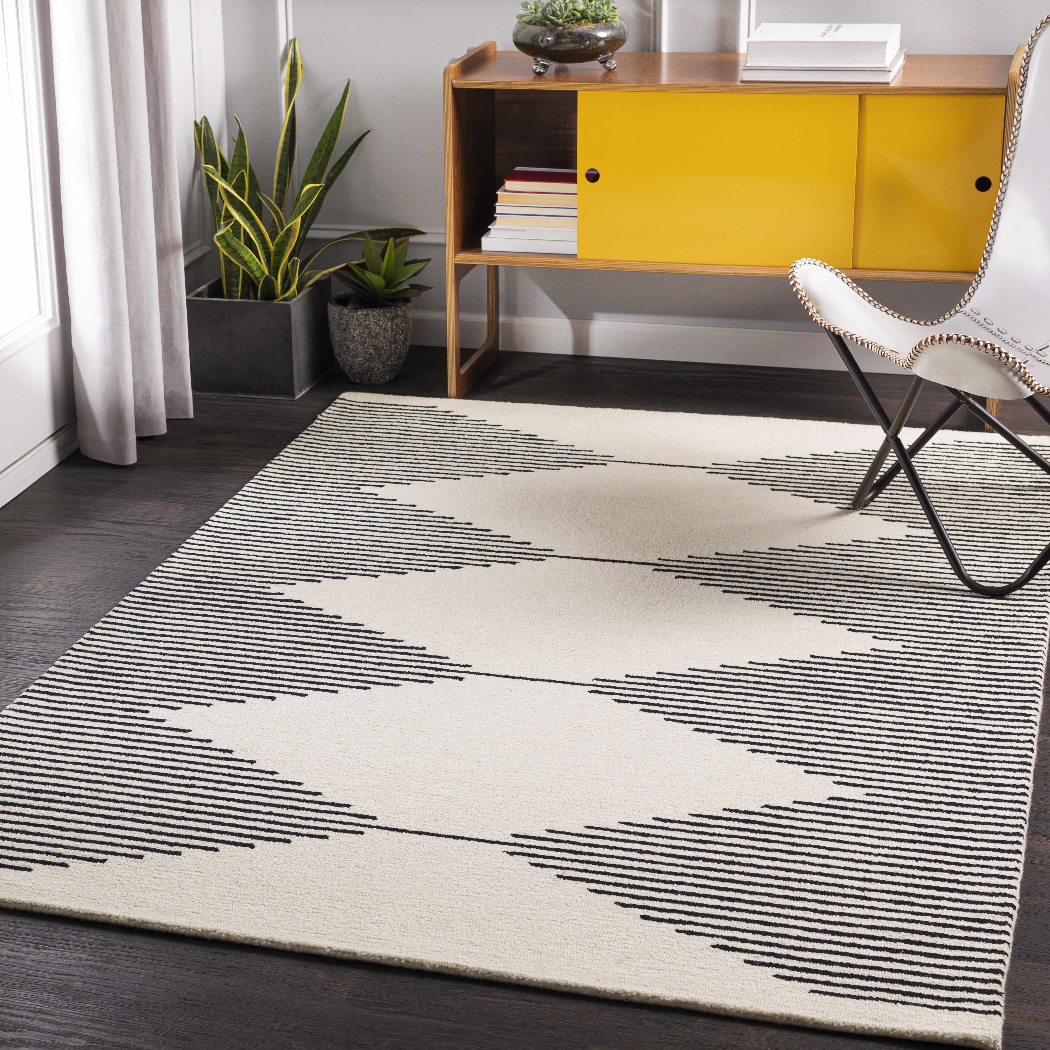 Walkerston 5' x 7'6in Modern Wool Area Rug - Hauteloom