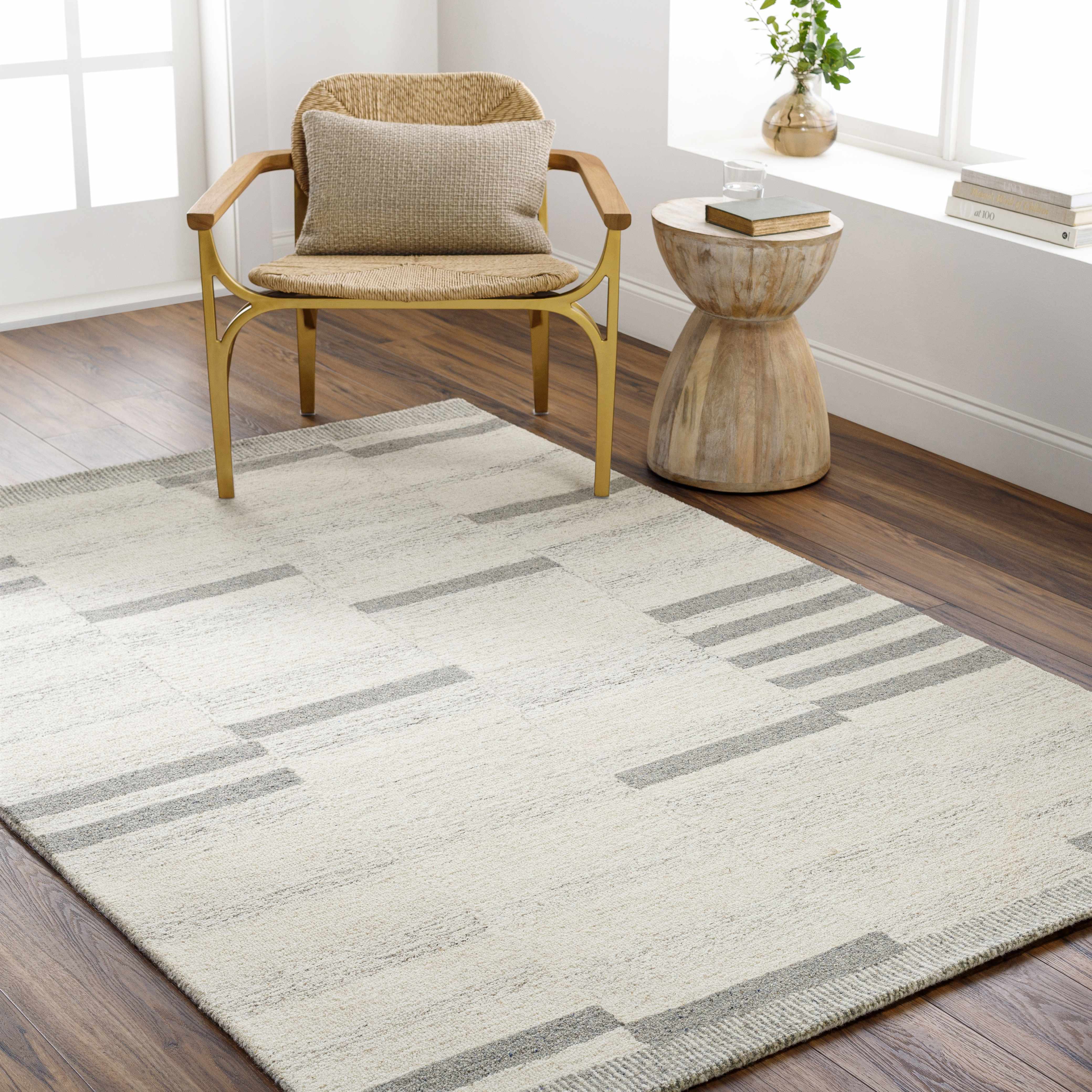 Jeri 5' x 7'6in Wool Area Rug - Hauteloom