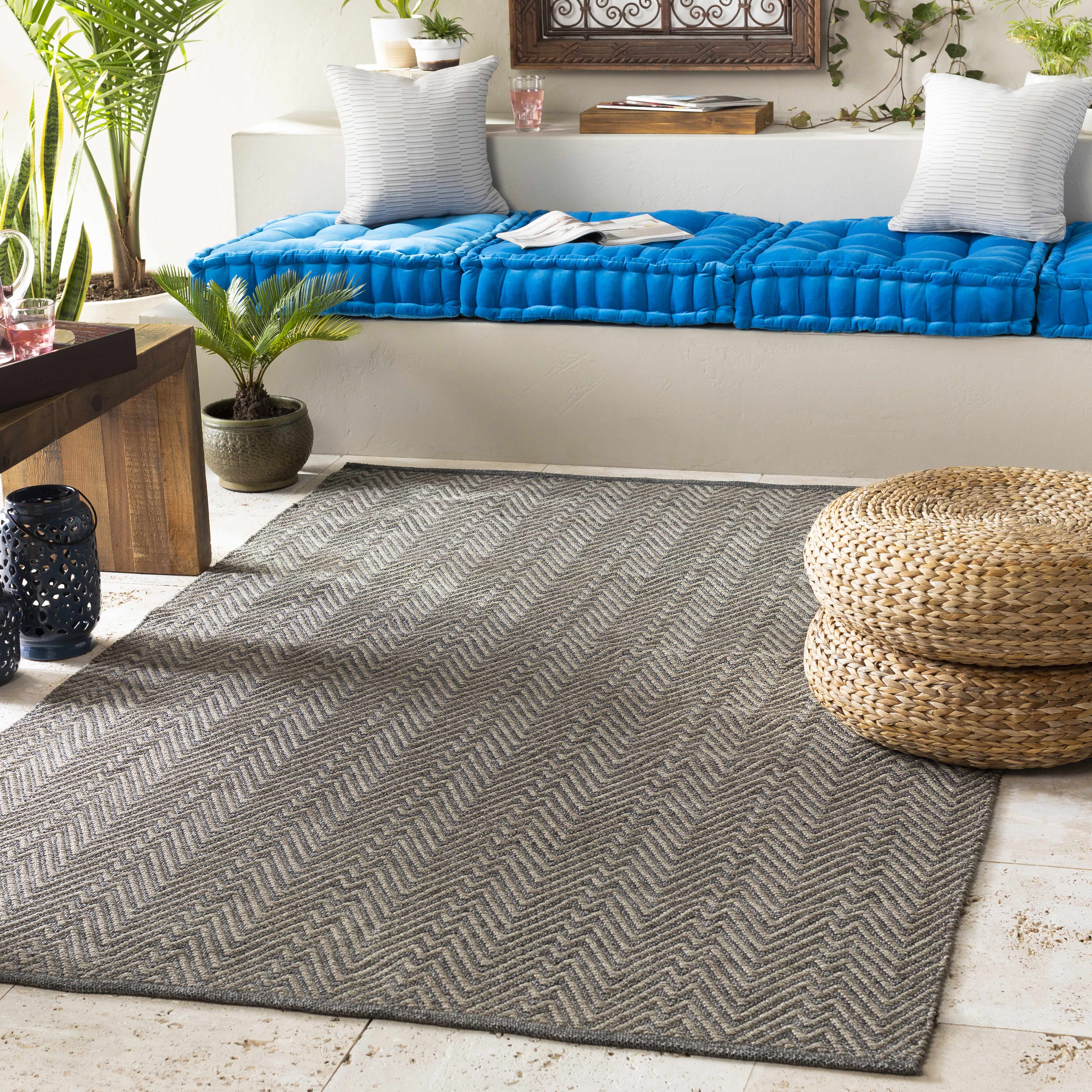 Herlong 5' x 7'6in Indoor / Outdoor Outdoor Area Rug - Hauteloom