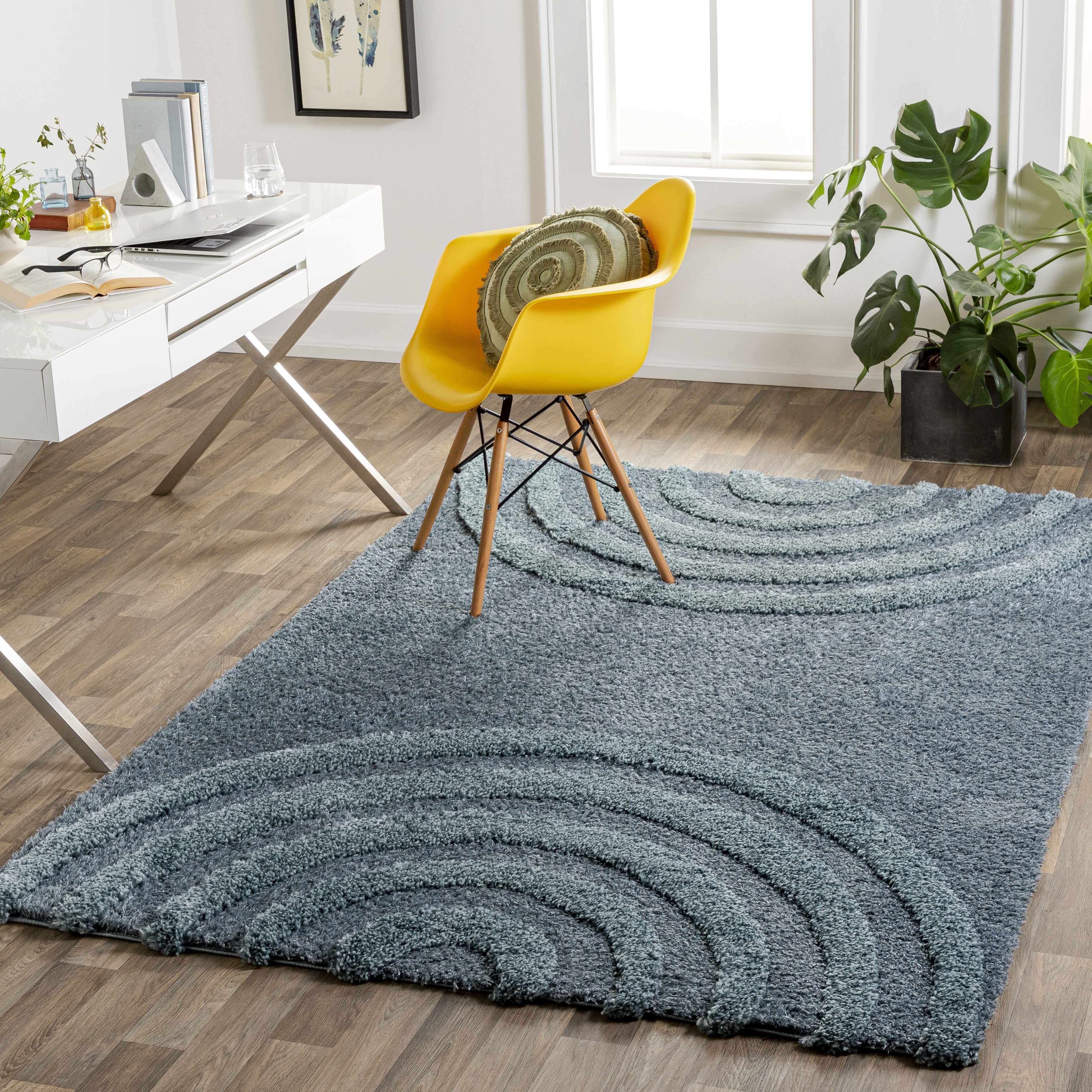 Torul 5'3in x 7' Shag Plush Area Rug - Hauteloom