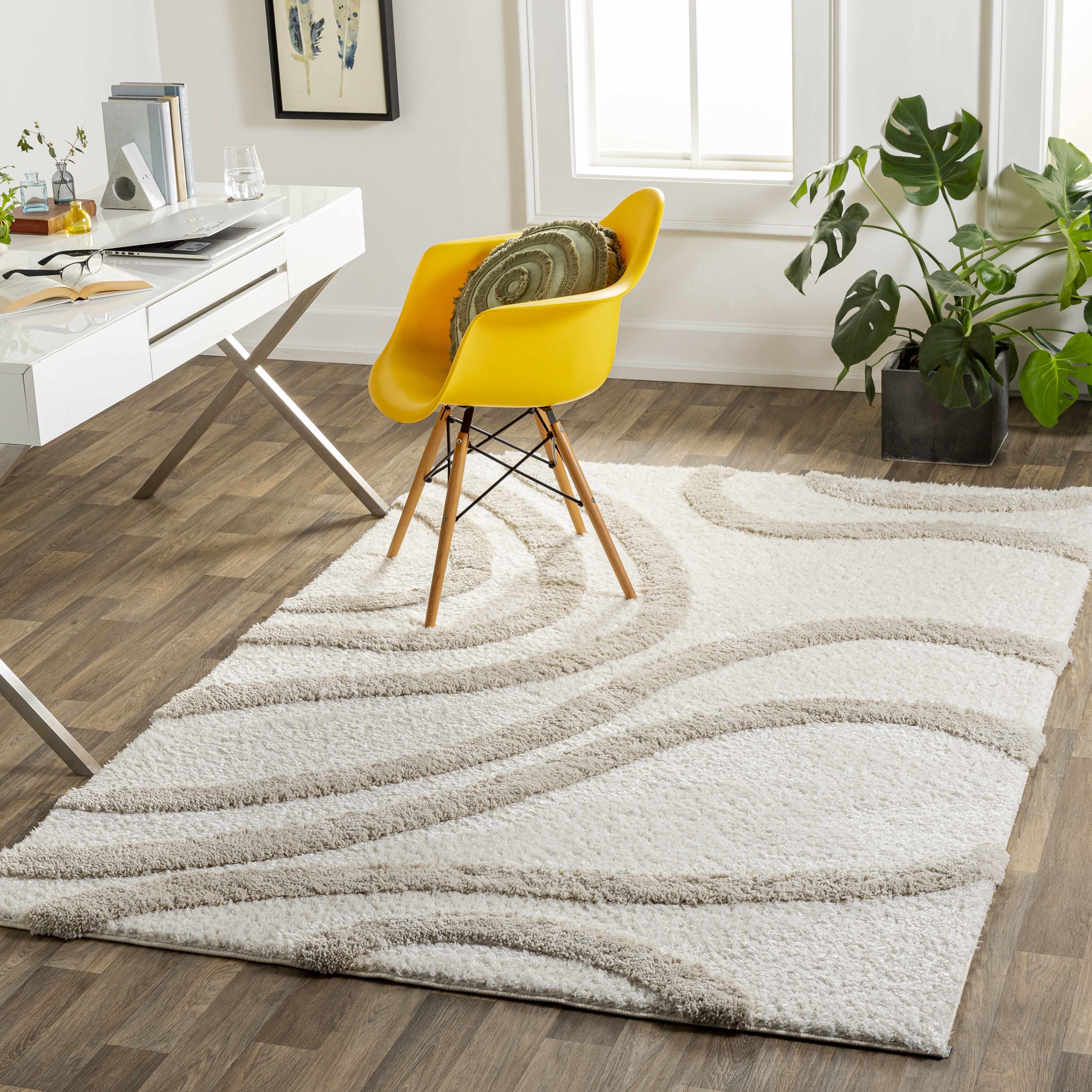 Laya 6'7in x 9' Shag Plush Area Rug - Hauteloom