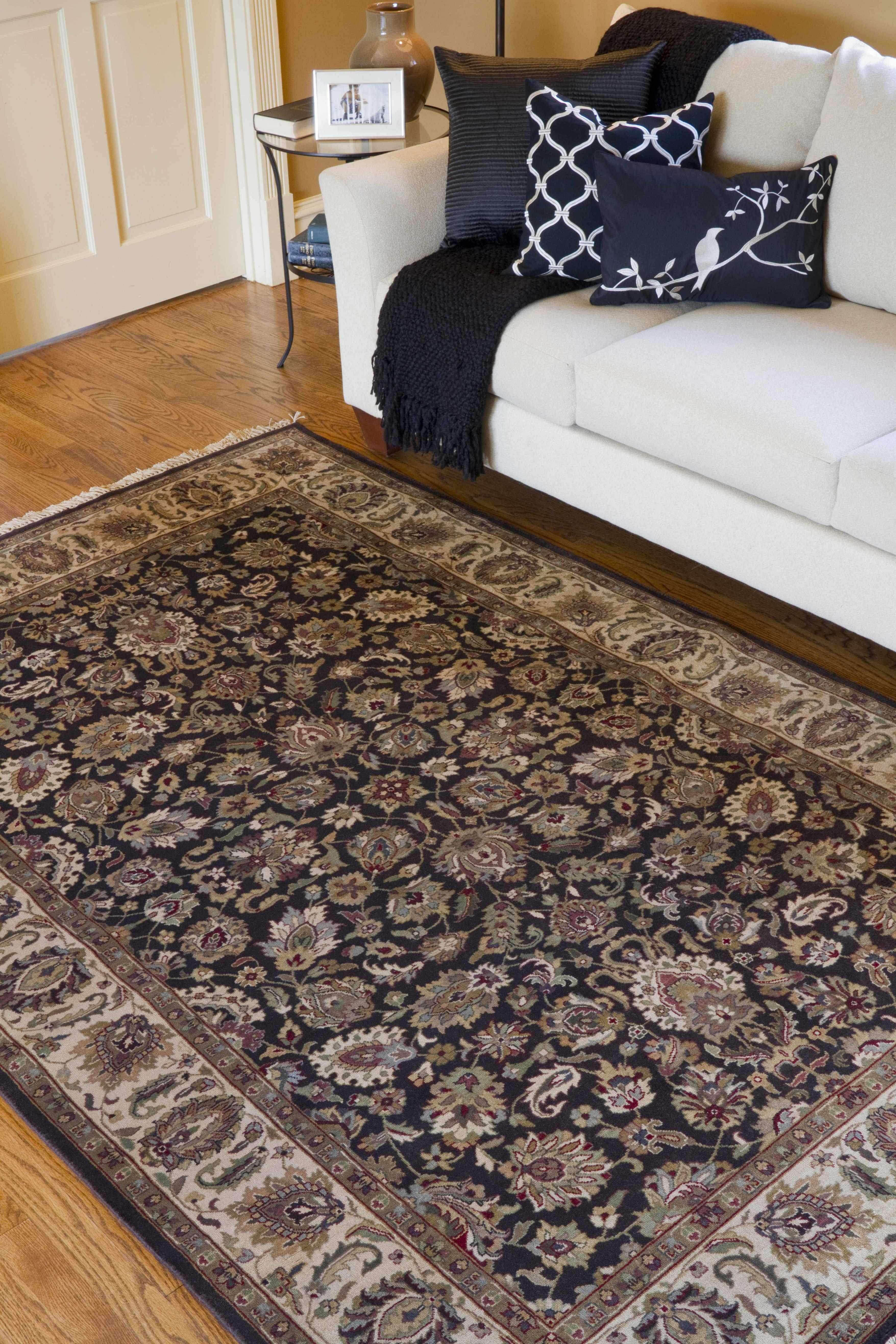 Hillisburg 5'6in x 8'6in Classic Handmade Updated Traditional NZ Wool Area Rug - Hauteloom