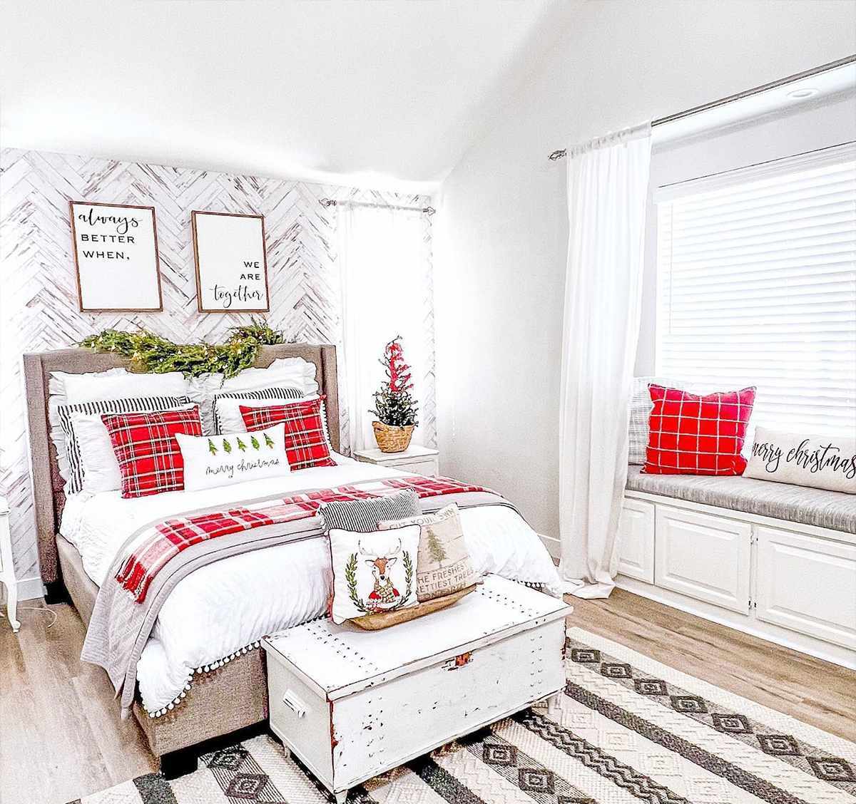 Carrsville 3' x 5' Bohemian/ Handmade Moroccan Farmhouse Wool Area Rug - Hauteloom