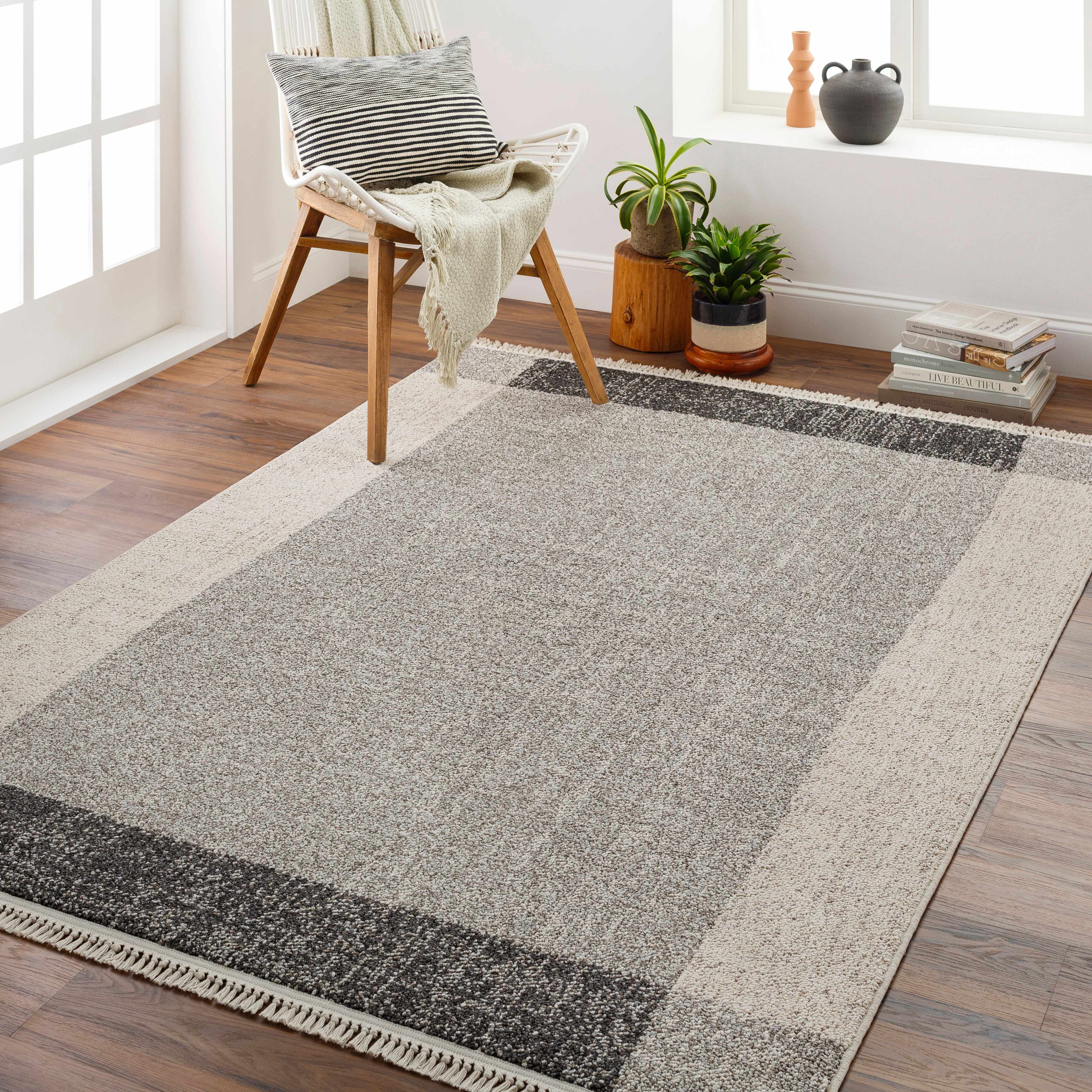 Taya 5'3in x 7' Area Rug - Hauteloom