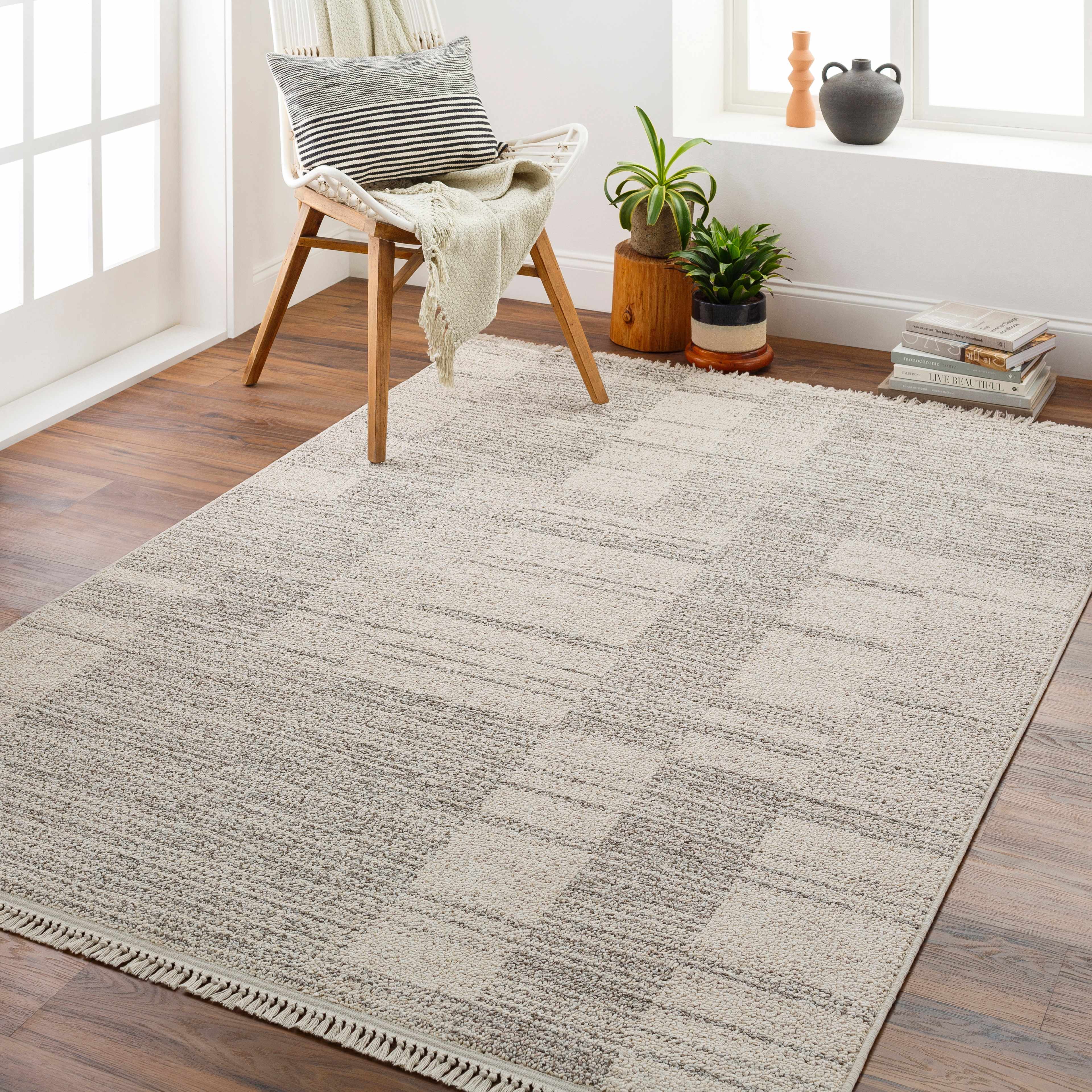 Zoma 5'3in x 7' Area Rug - Hauteloom