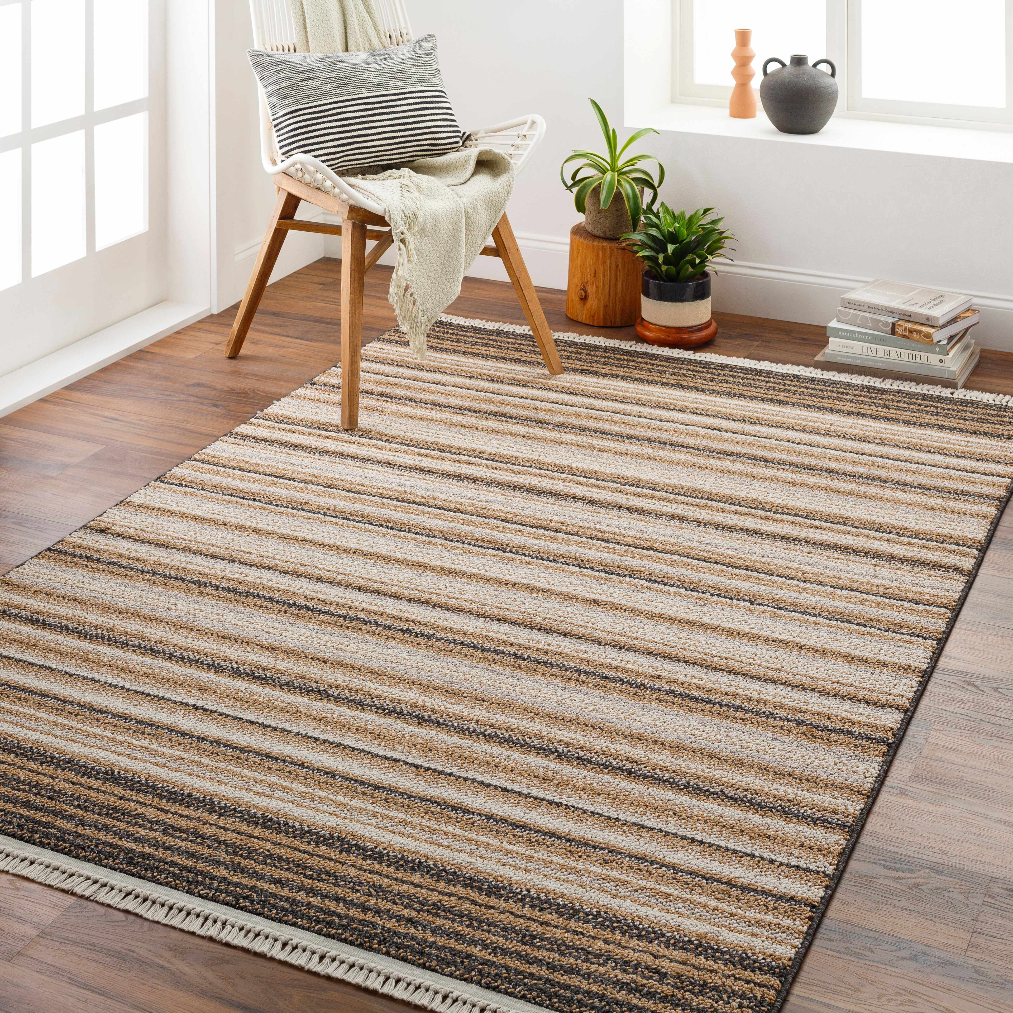 Anwar 5'3in x 7' Area Rug - Hauteloom