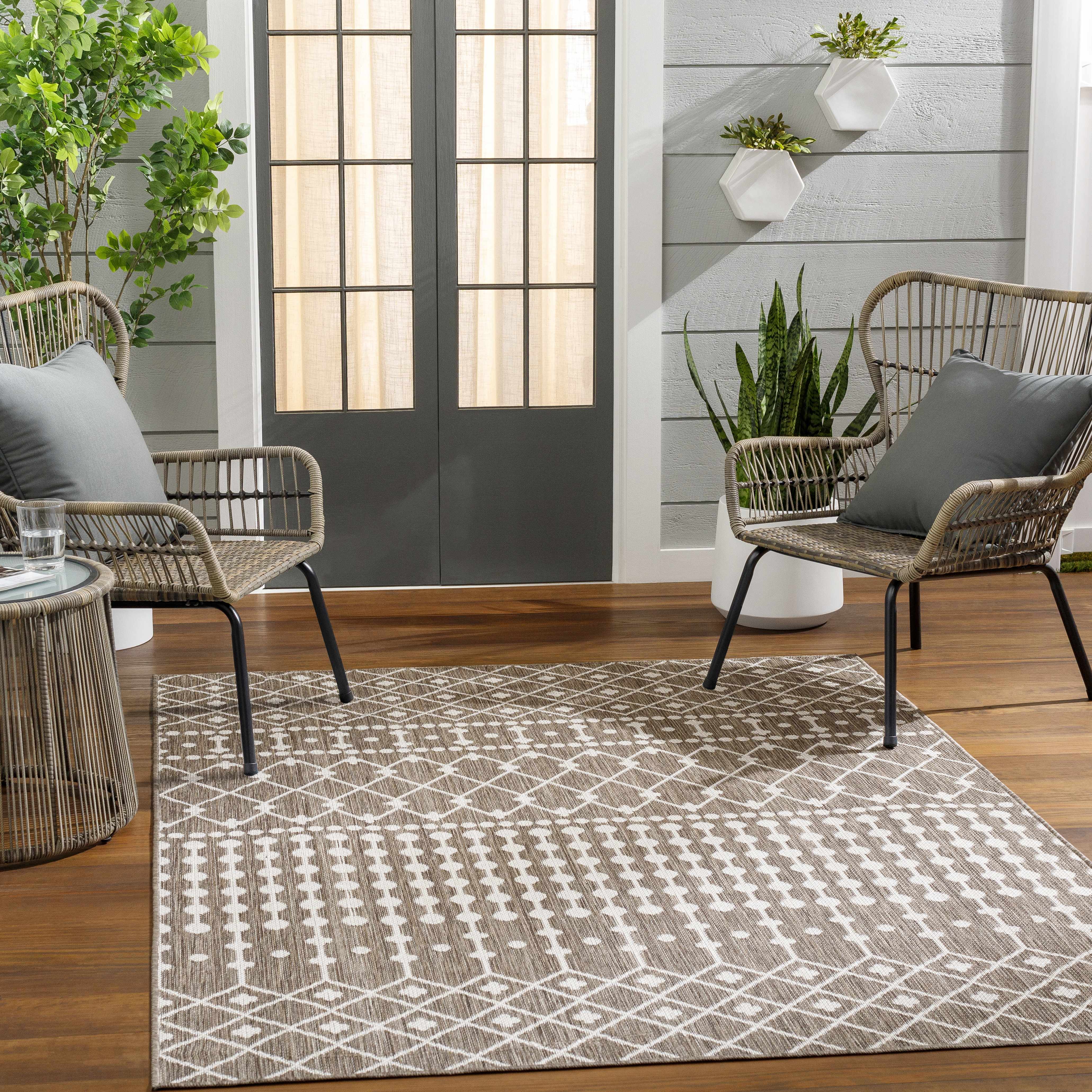 Lali 6'7in x 9' Area Rug - Hauteloom