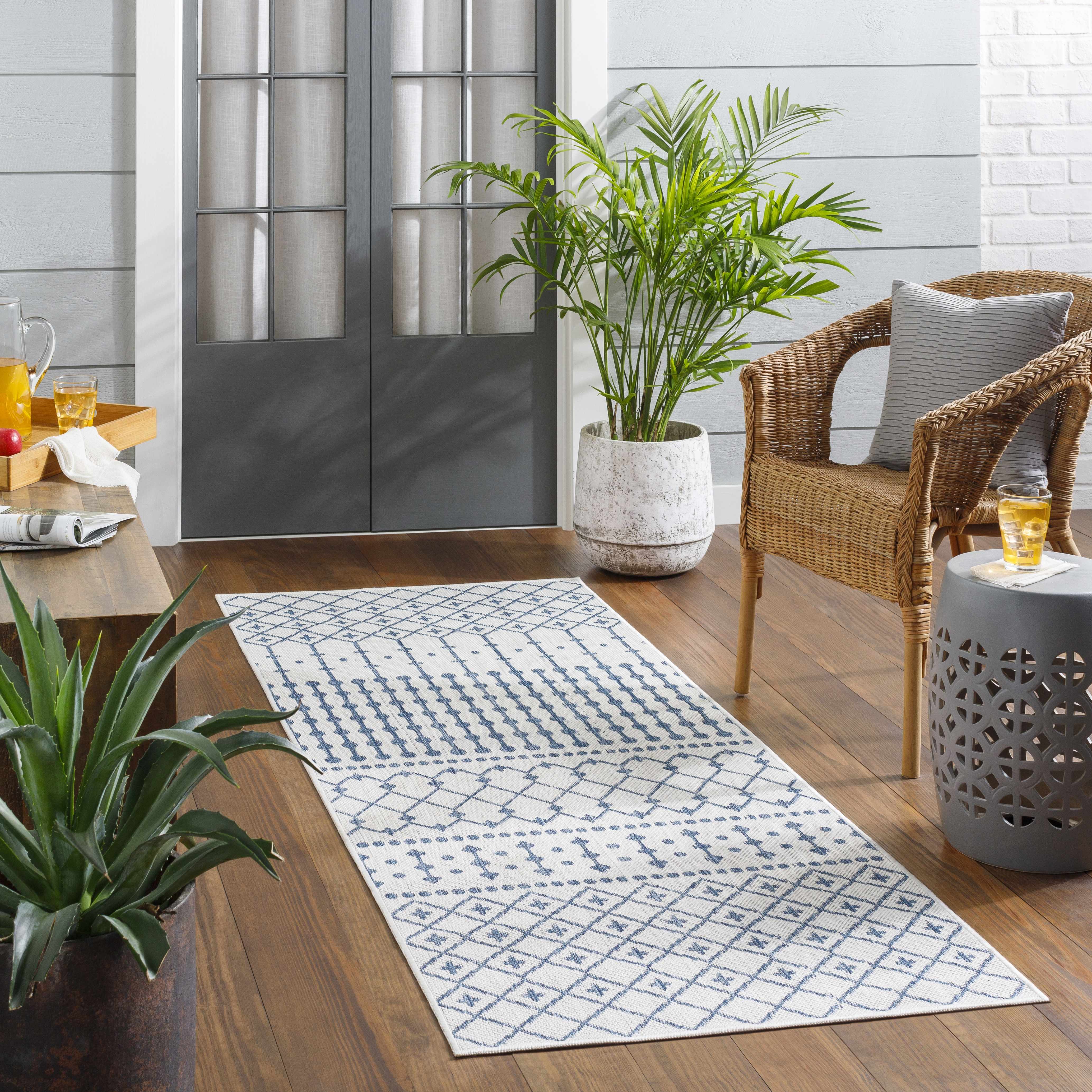 Lali 6'7in x 9' Area Rug - Hauteloom