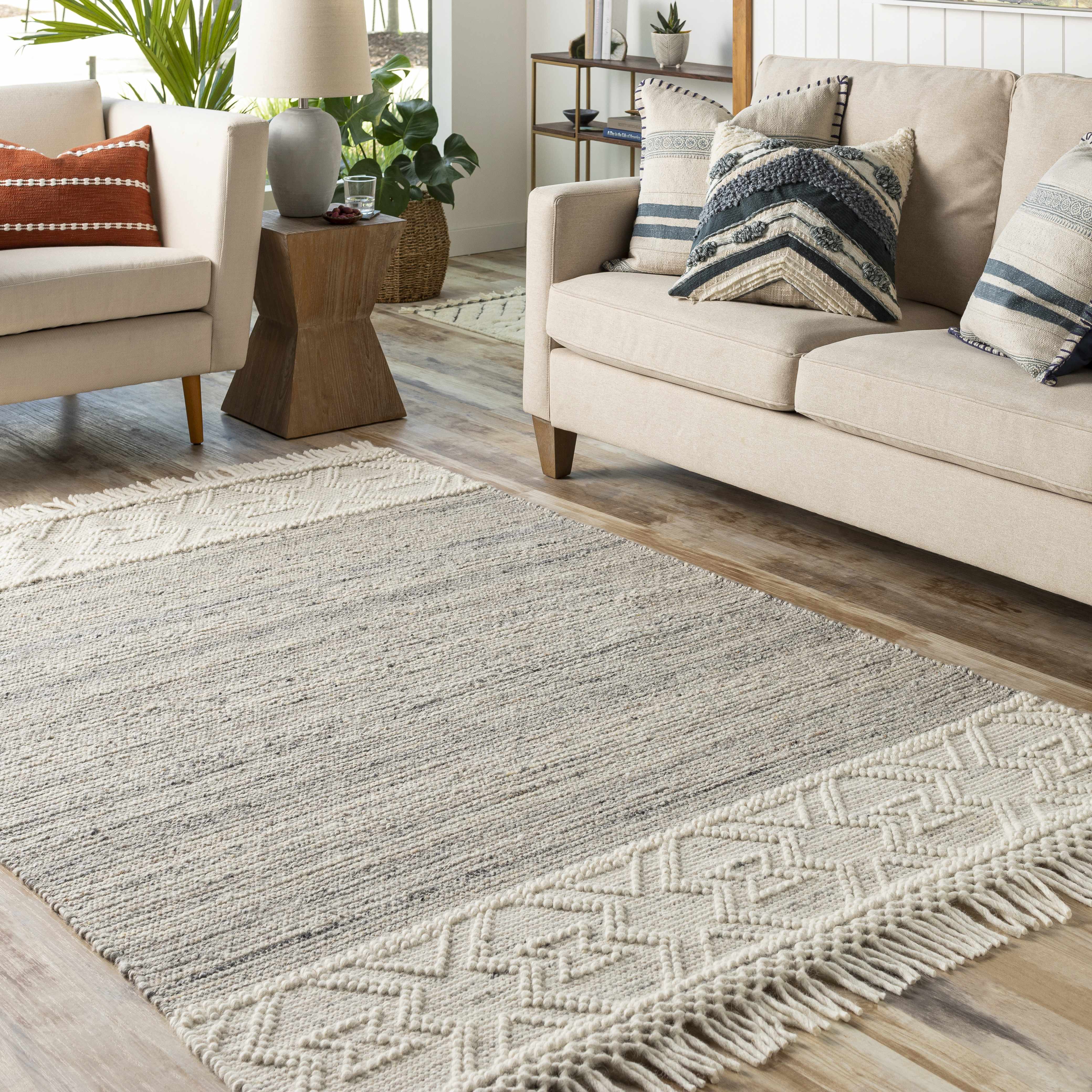 Magnaga 6' x 9' Handmade Wool Moroccan Wool Area Rug - Hauteloom