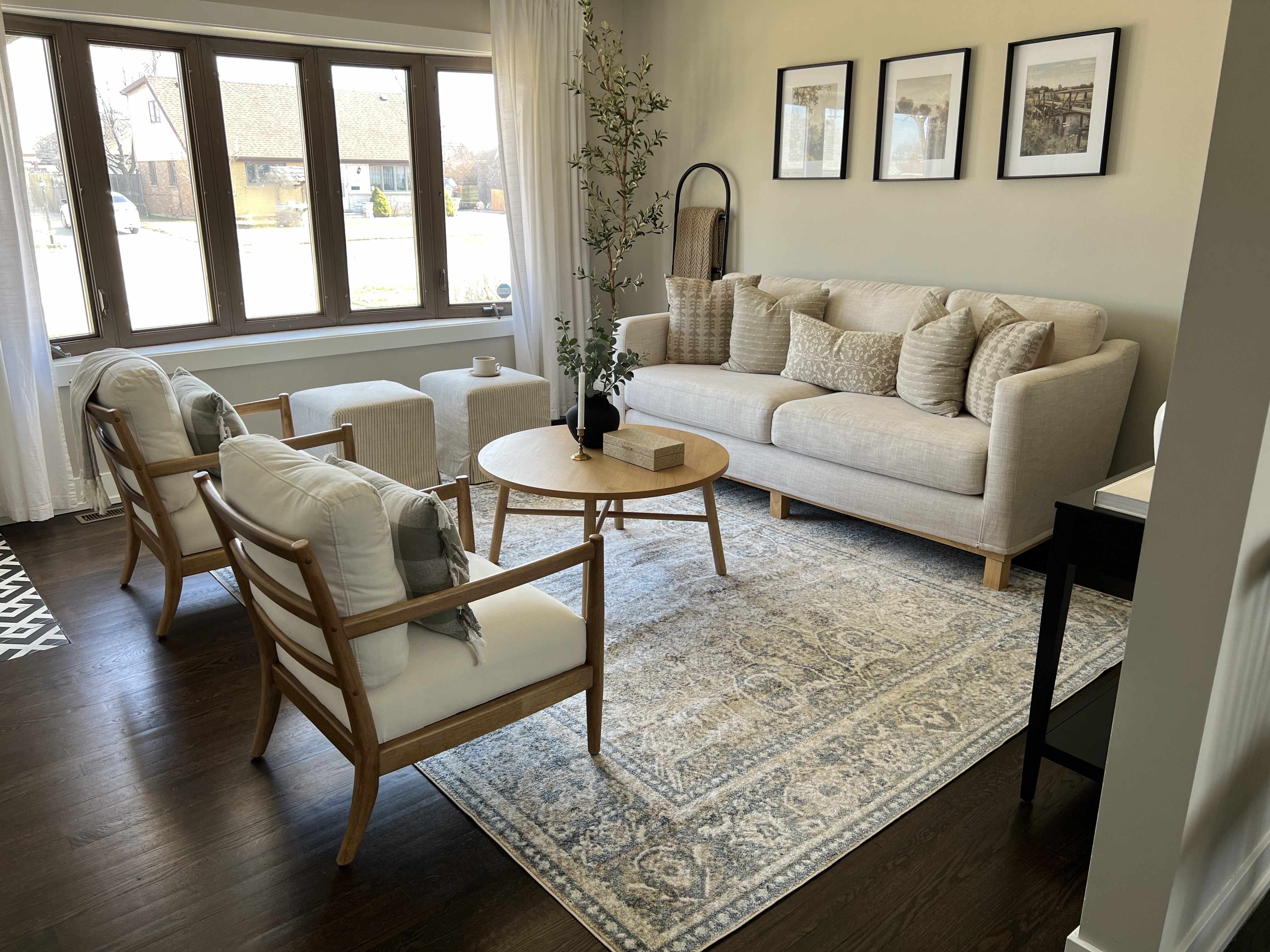 Arias 6'7in Round Washable Area Rug - Hauteloom