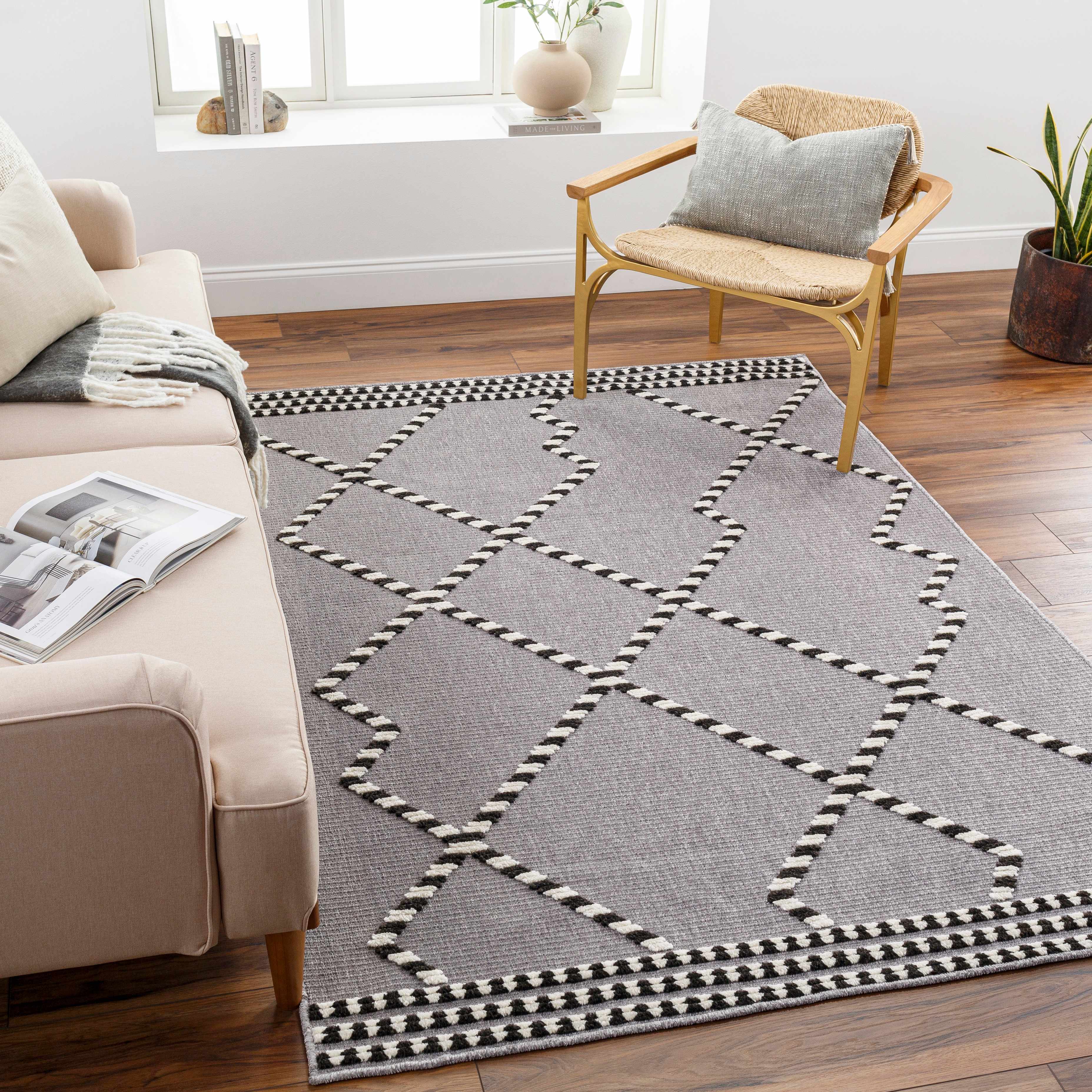 Rolf 7'10in x 10'1in Washable Area Rug - Hauteloom
