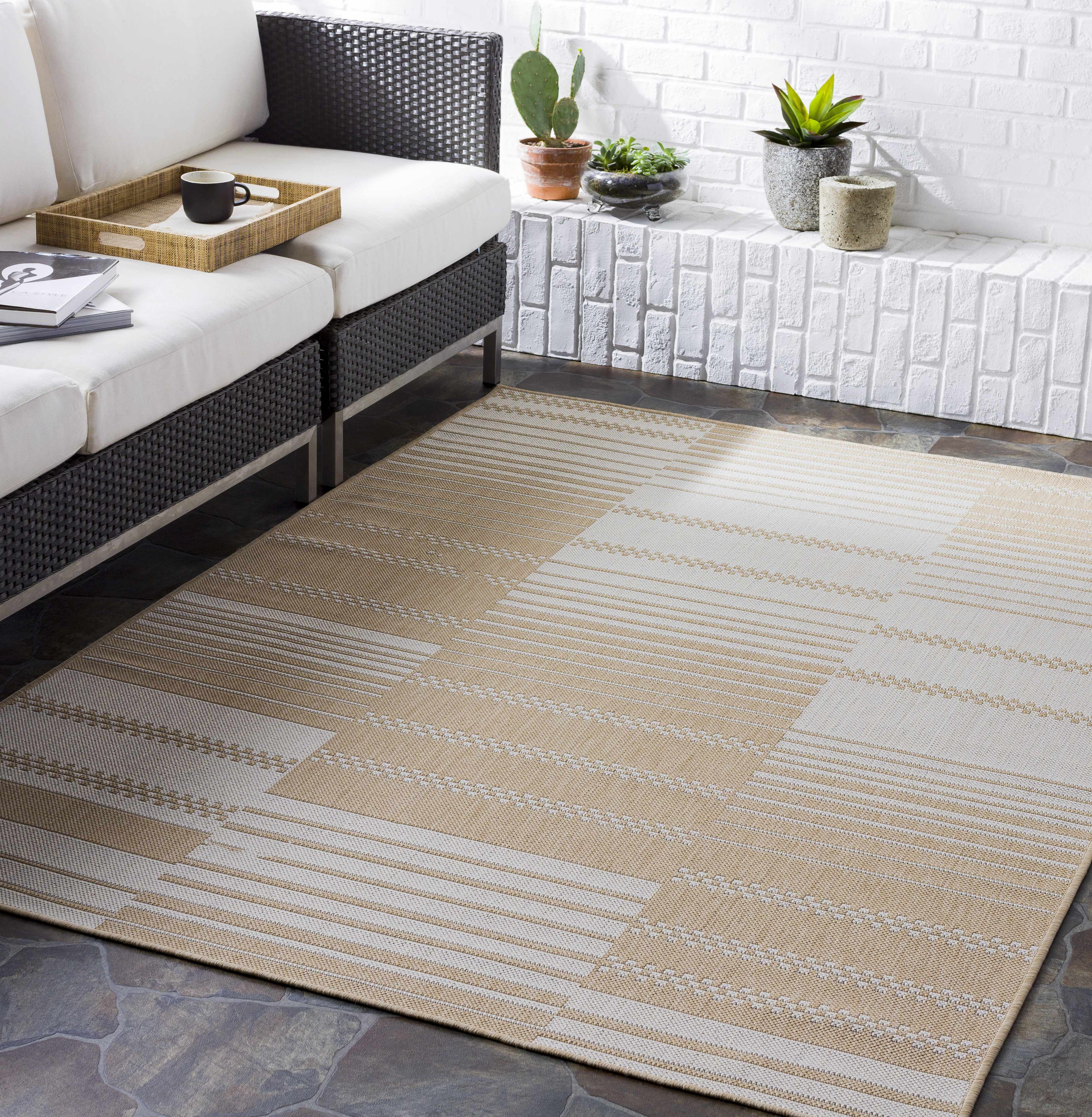 Portscatho 7'10in x 10' Modern Outdoor Area Rug - Hauteloom