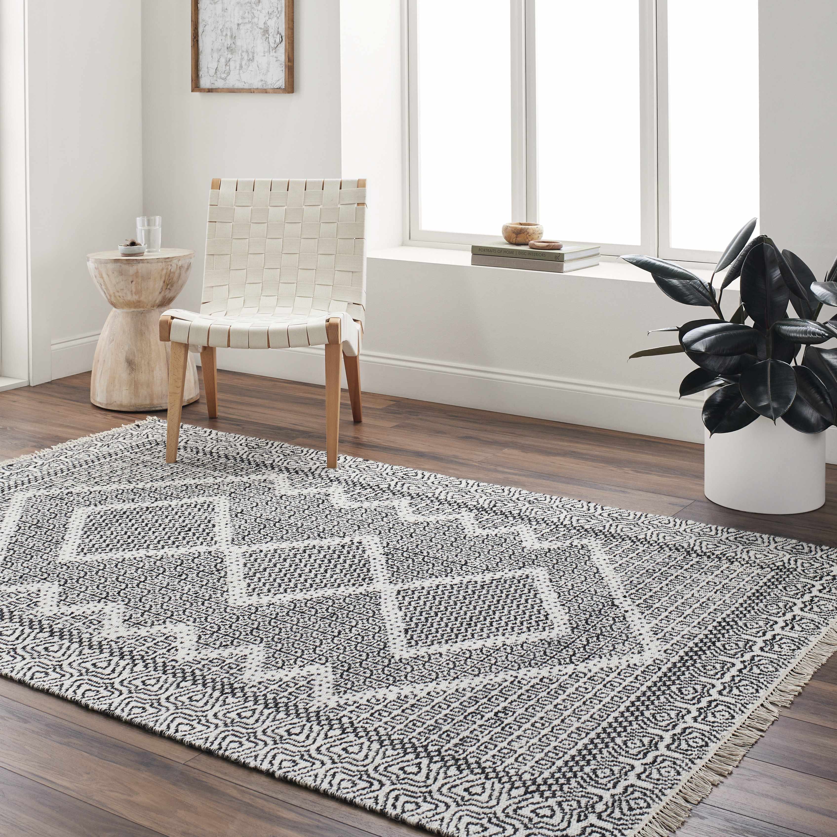 Rach 5' x 7'6in Wool Area Rug - Hauteloom