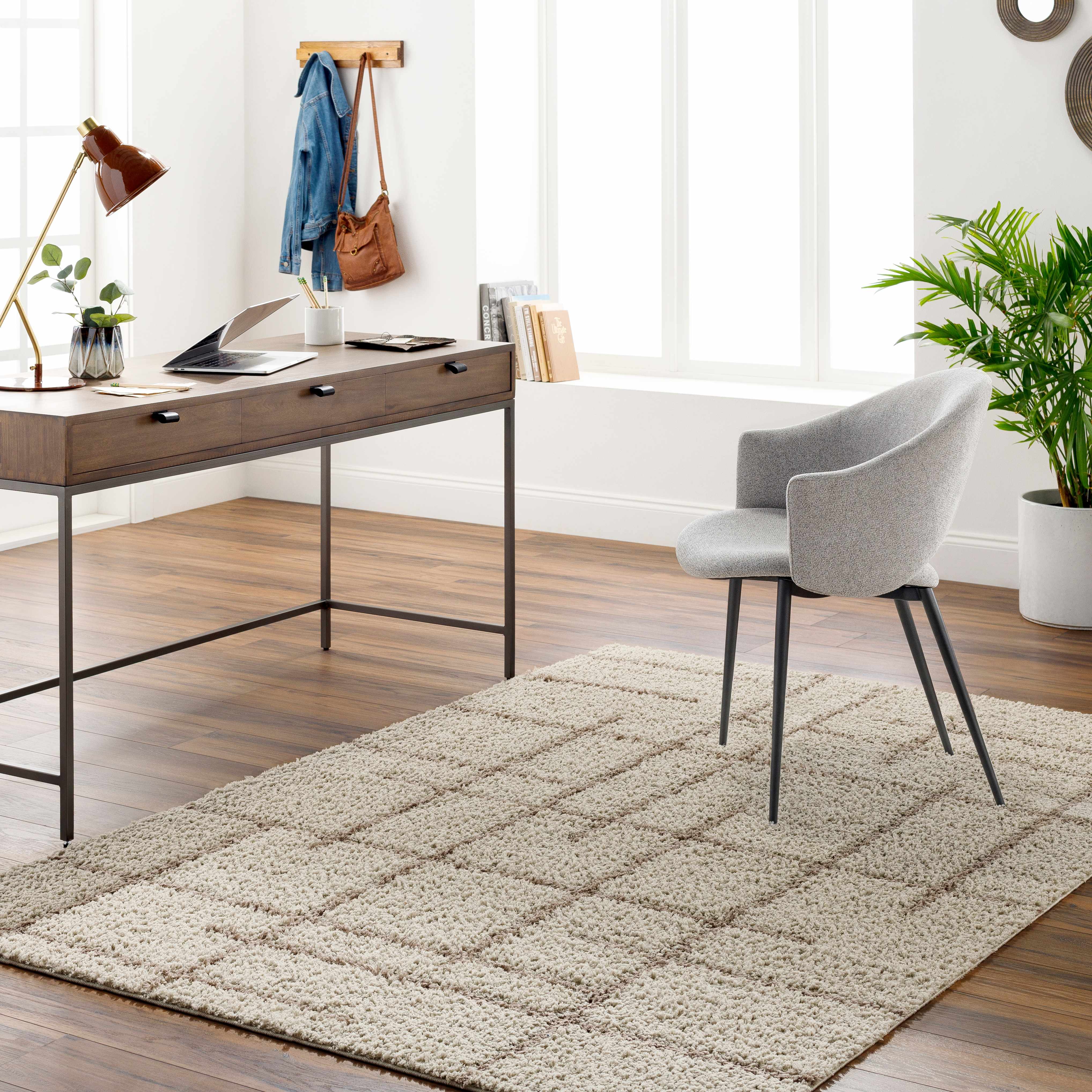 Auren 6'7in x 9' Area Rug - Hauteloom