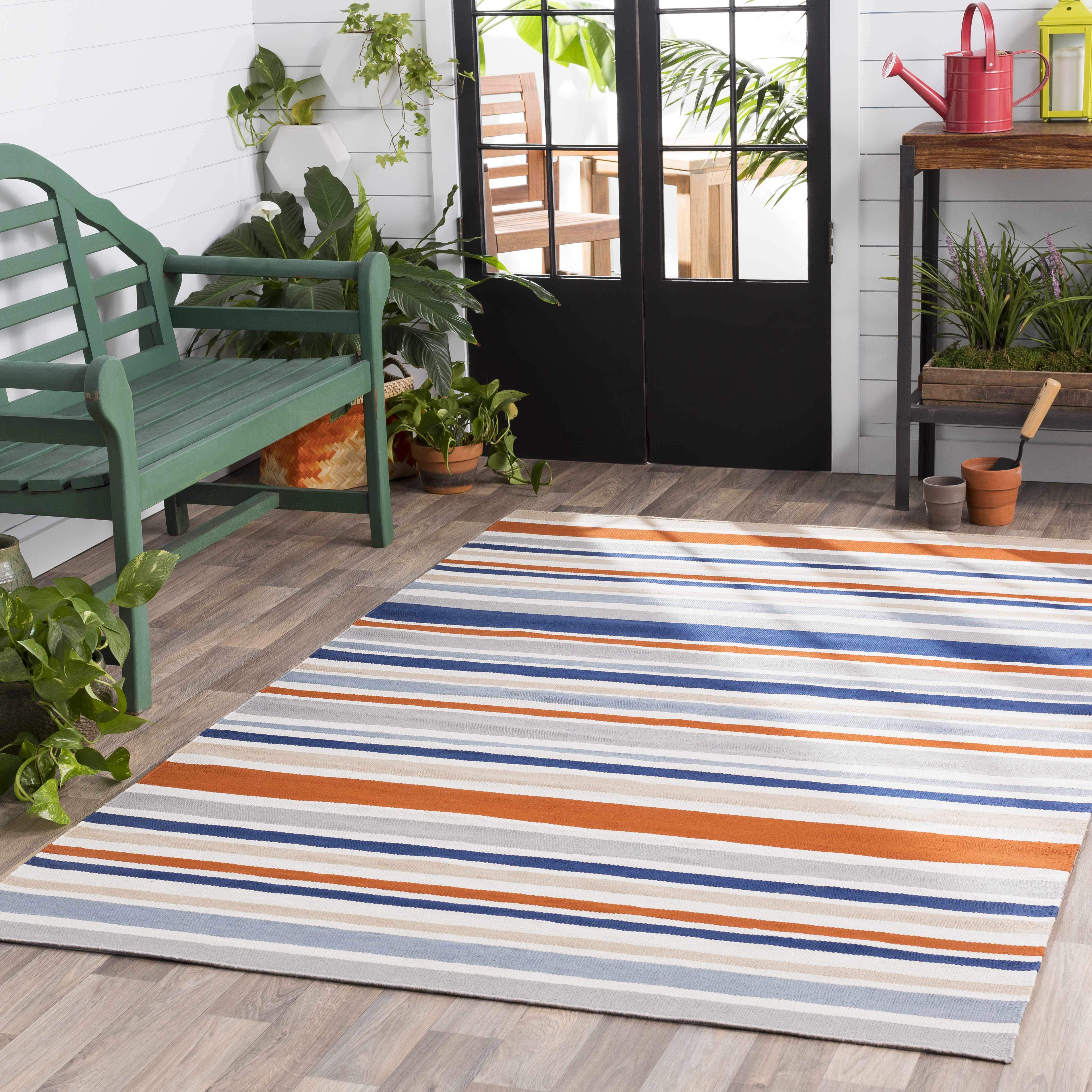 Lonetree 2' x 3' Indoor / Outdoor Outdoor Area Rug - Hauteloom
