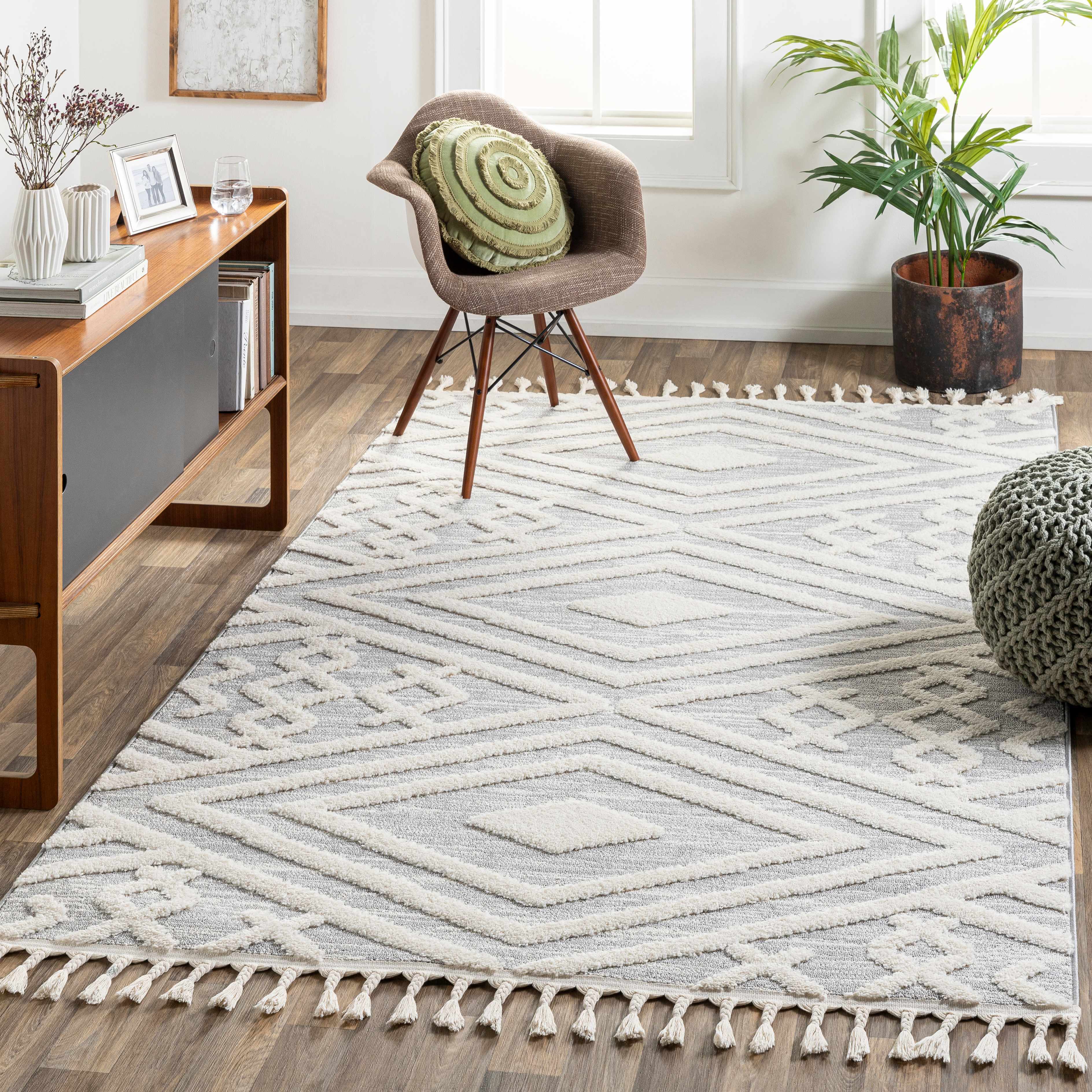 Tutay 5'3in x 7' Area Rug - Hauteloom