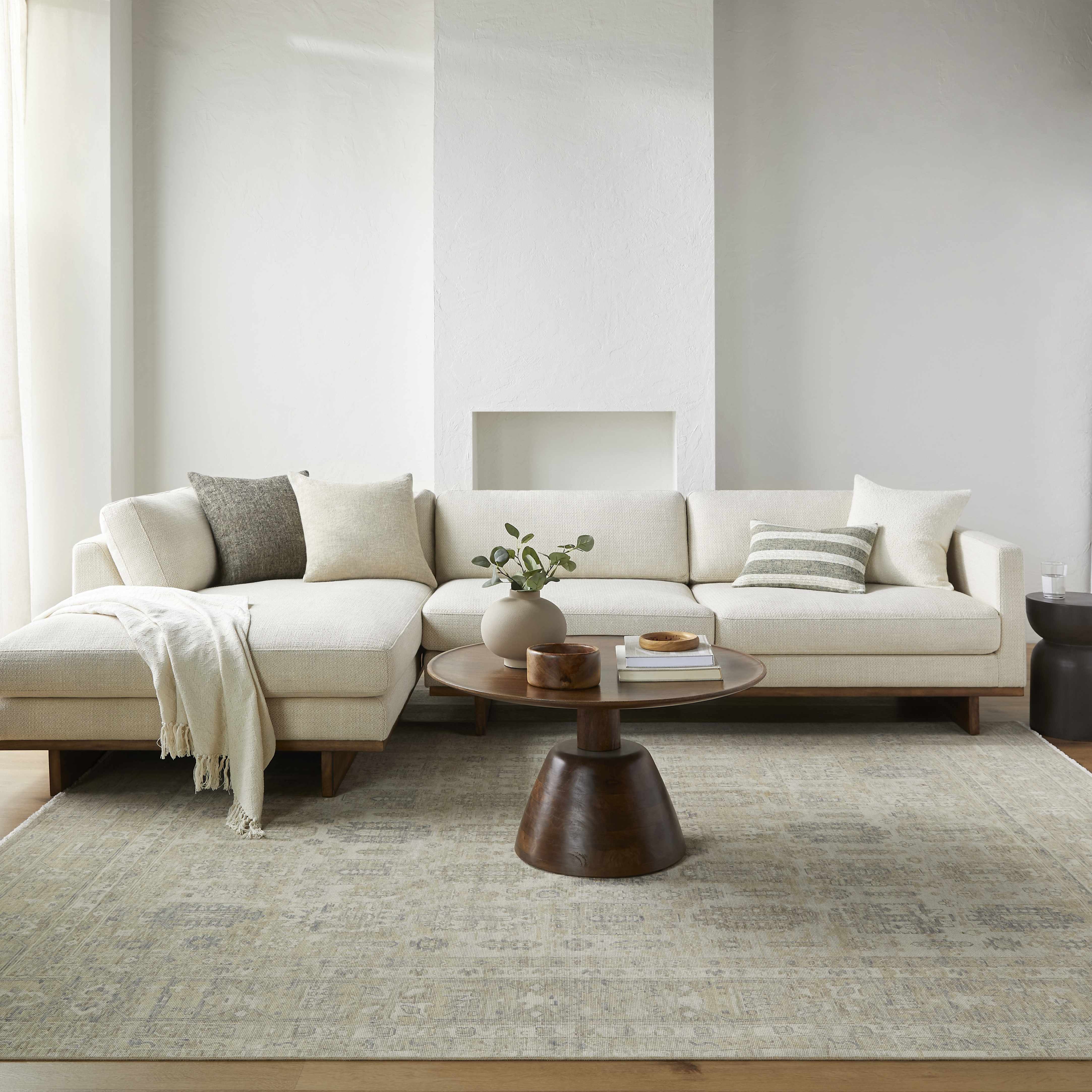 Lidia 1'11in x 2'11in Wool Area Rug - Hauteloom