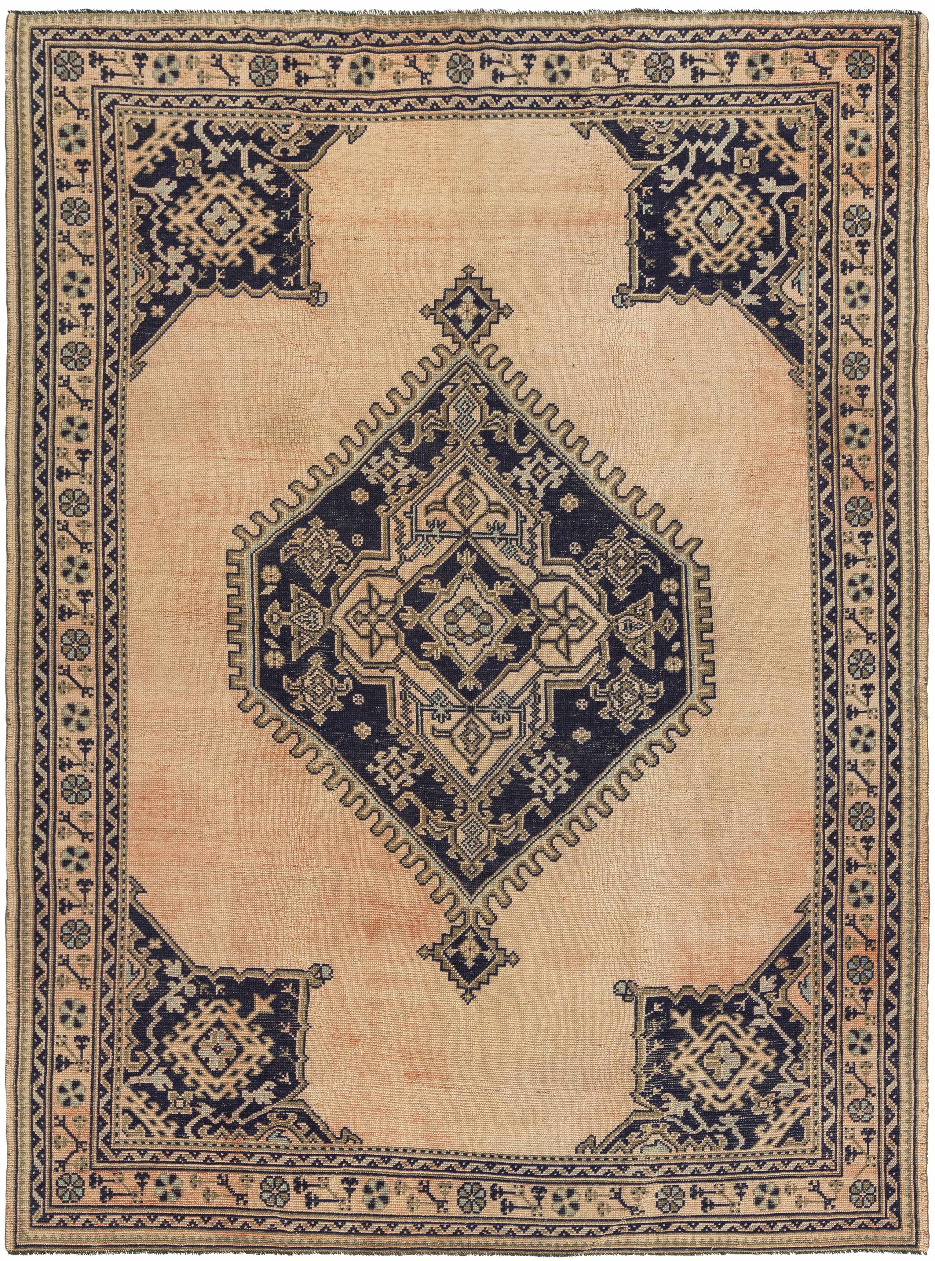 Henlow 7'3in x 9'9in Traditional Wool Area Rug - Hauteloom