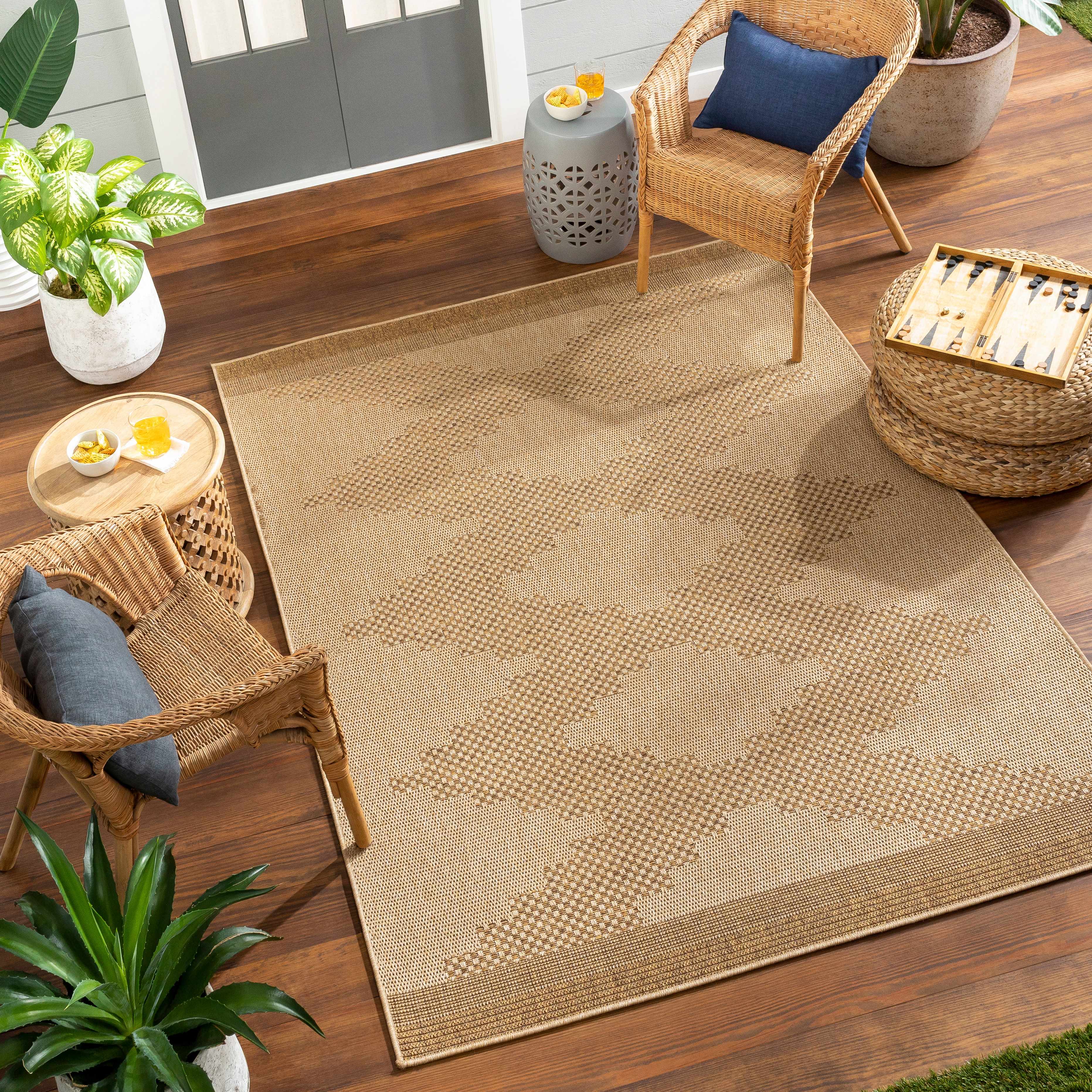 Colum 6'7in x 9' Outdoor Area Rug - Hauteloom