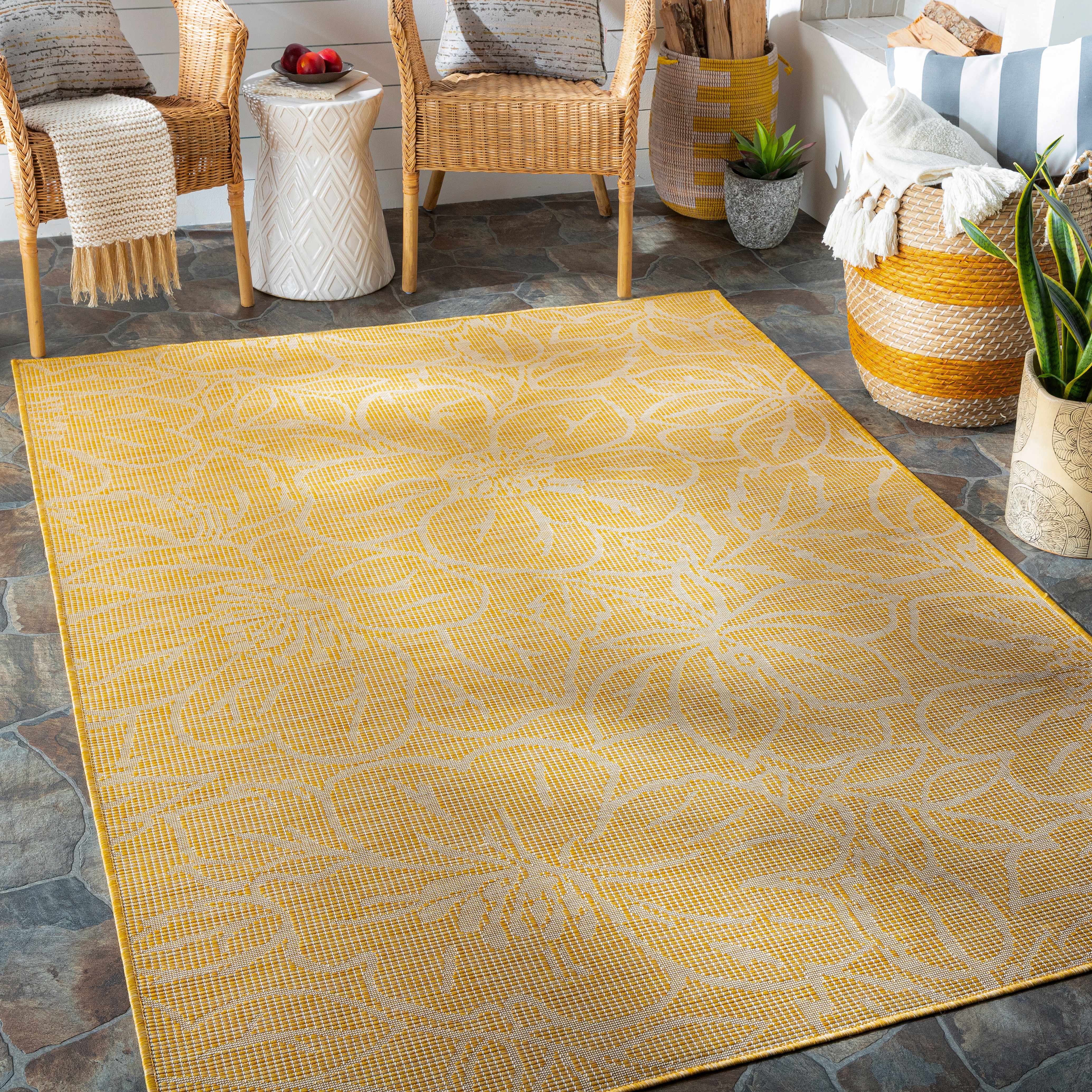 Valmora 6'4in x 9' Outdoor Area Rug - Hauteloom