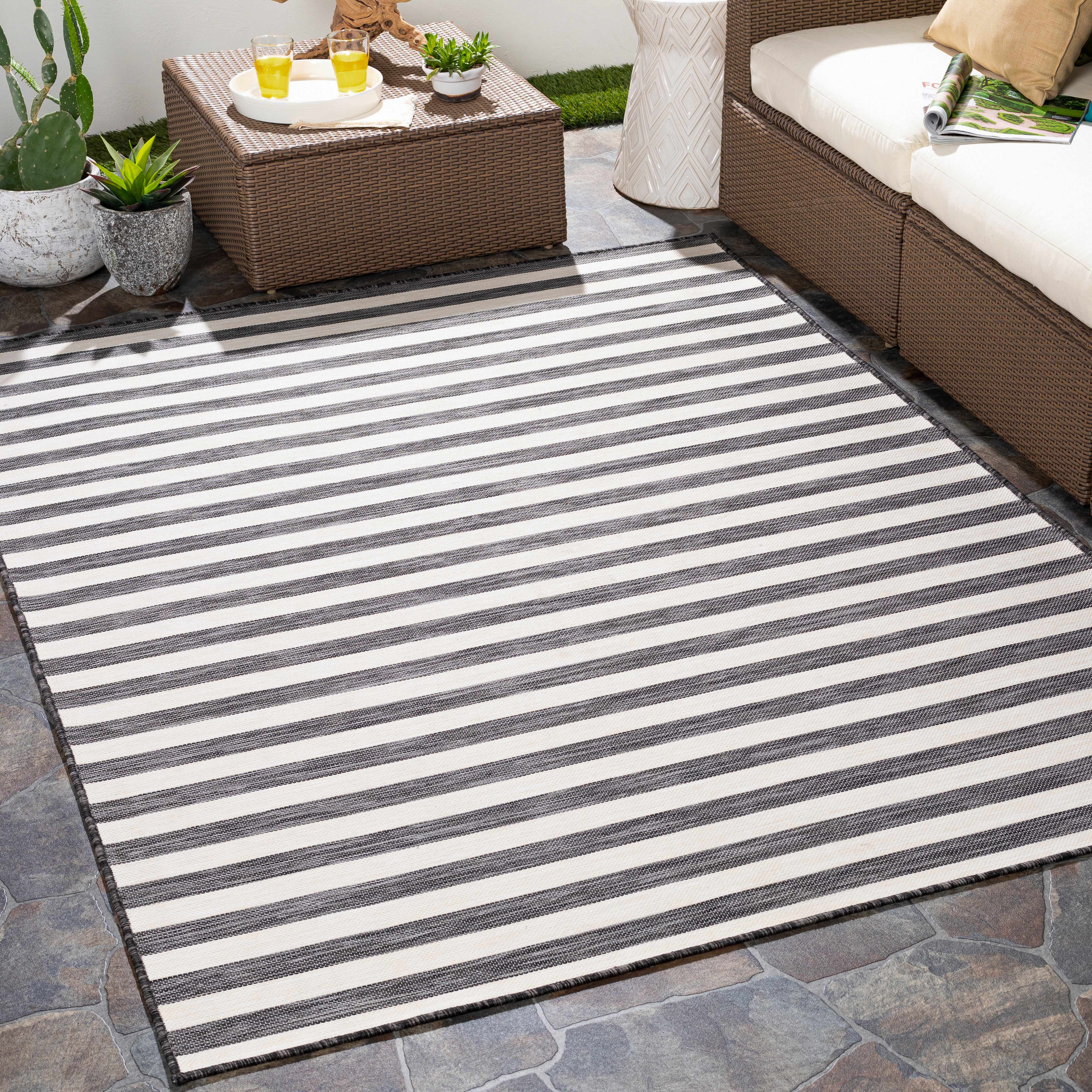 Bongaree 2'7in x 4'11in Outdoor Area Rug - Hauteloom