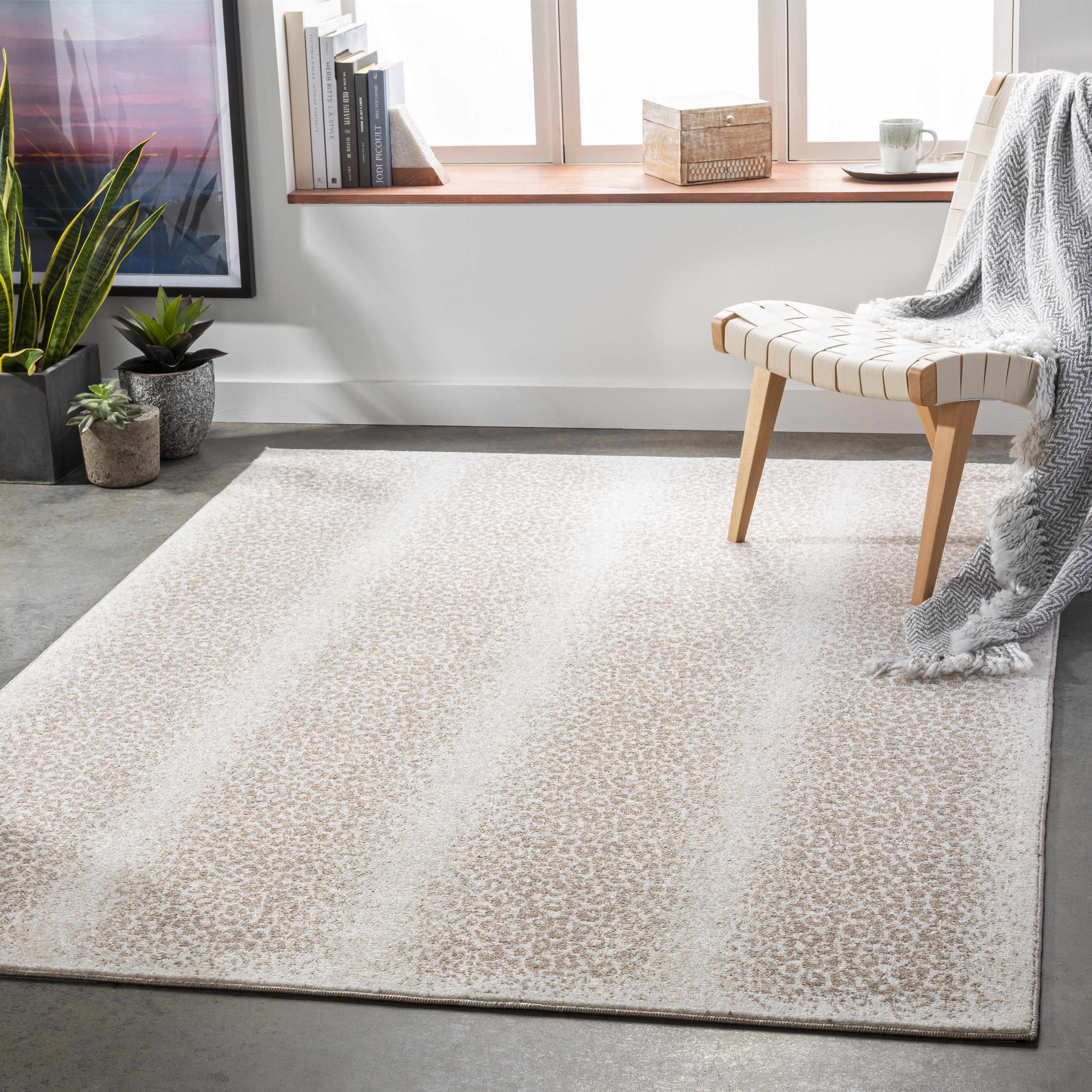 Wangaratta 6'7in x 9' Modern Area Rug - Hauteloom
