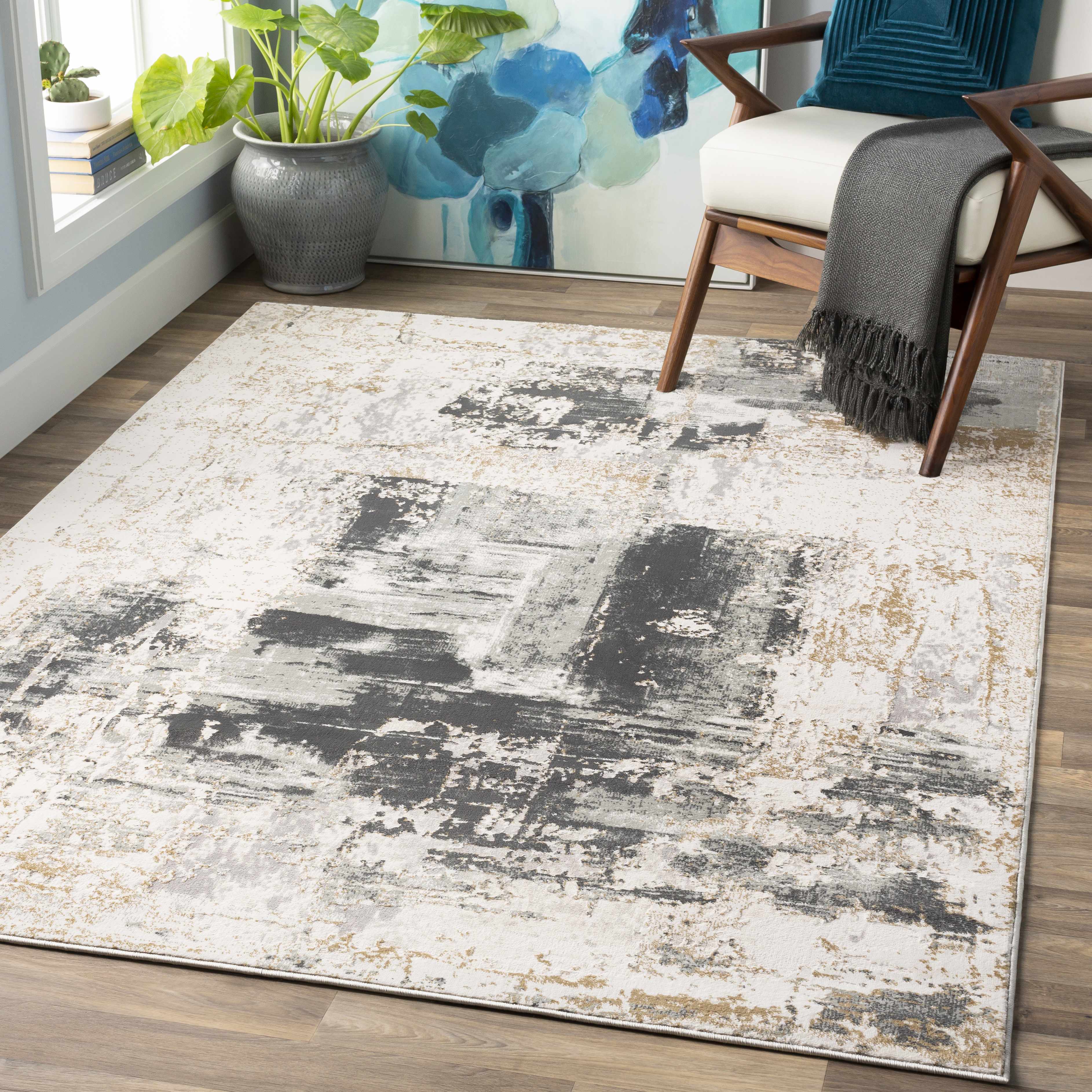 Brynmawr 2' x 2'11in Updated Traditional Area Rug - Hauteloom